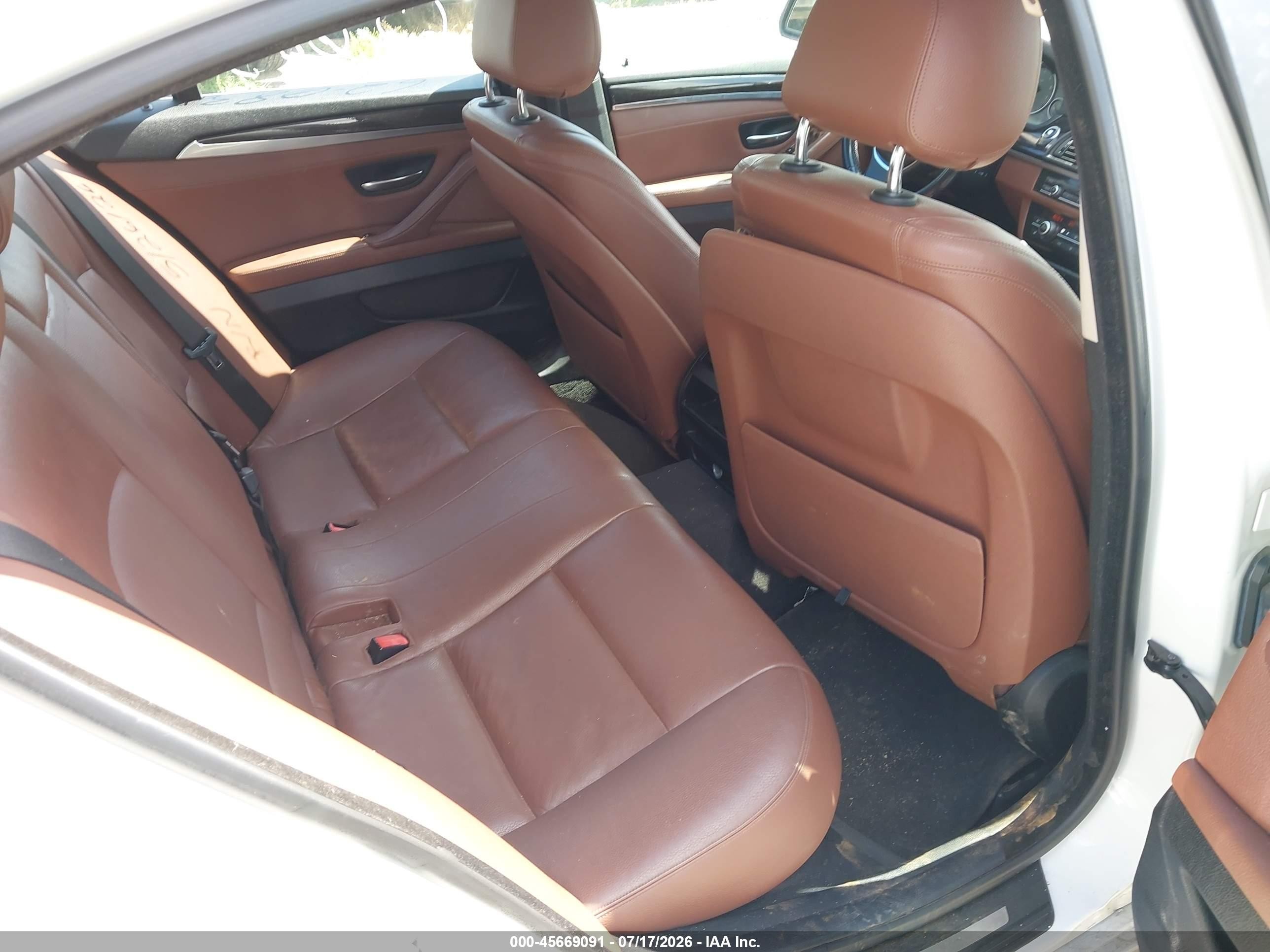 2015 Bmw 528i Xdrive vin: WBA5A7C58FD620838