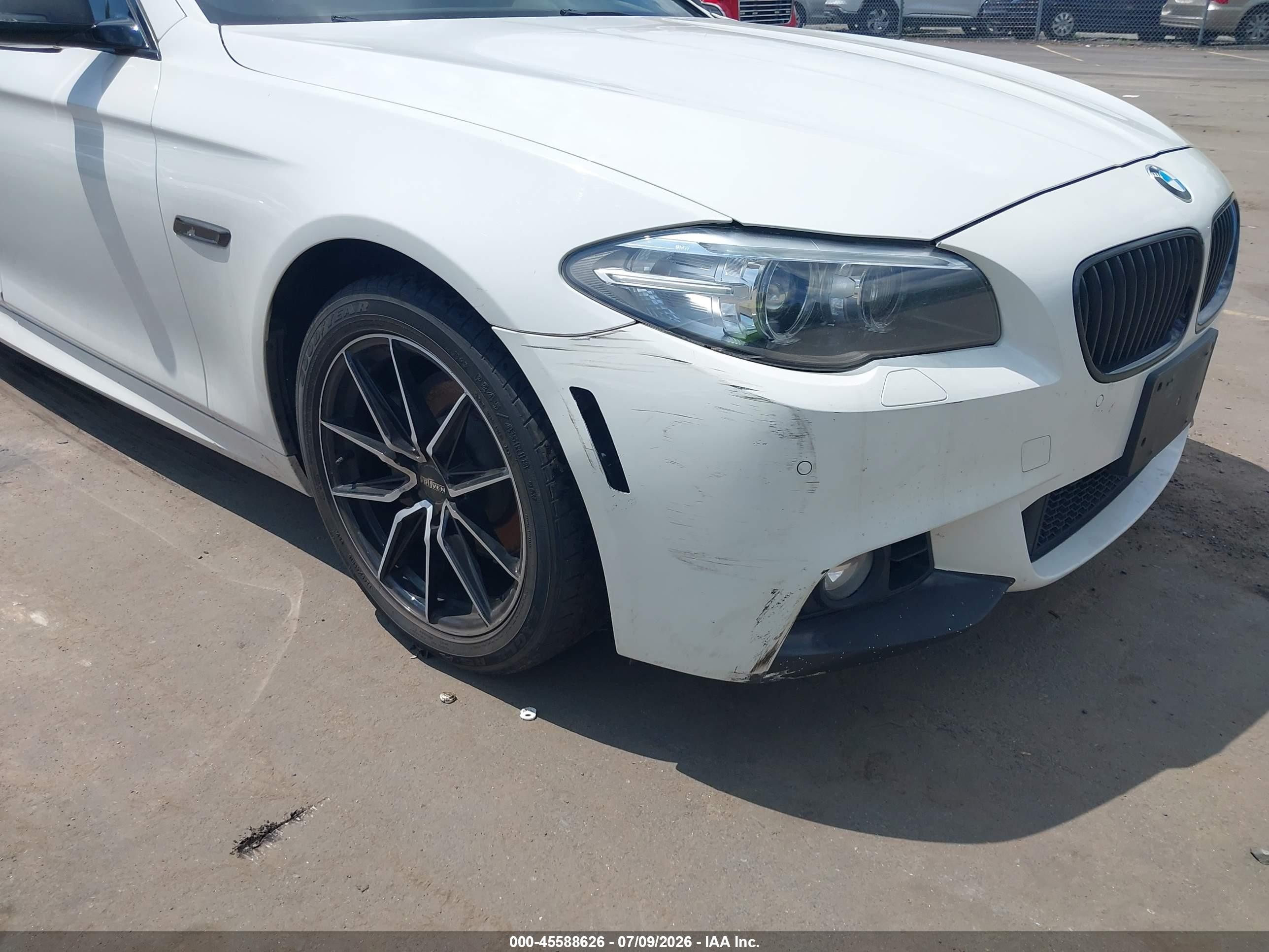 2015 Bmw 528i Xdrive White vin: WBA5A7C58FD621312