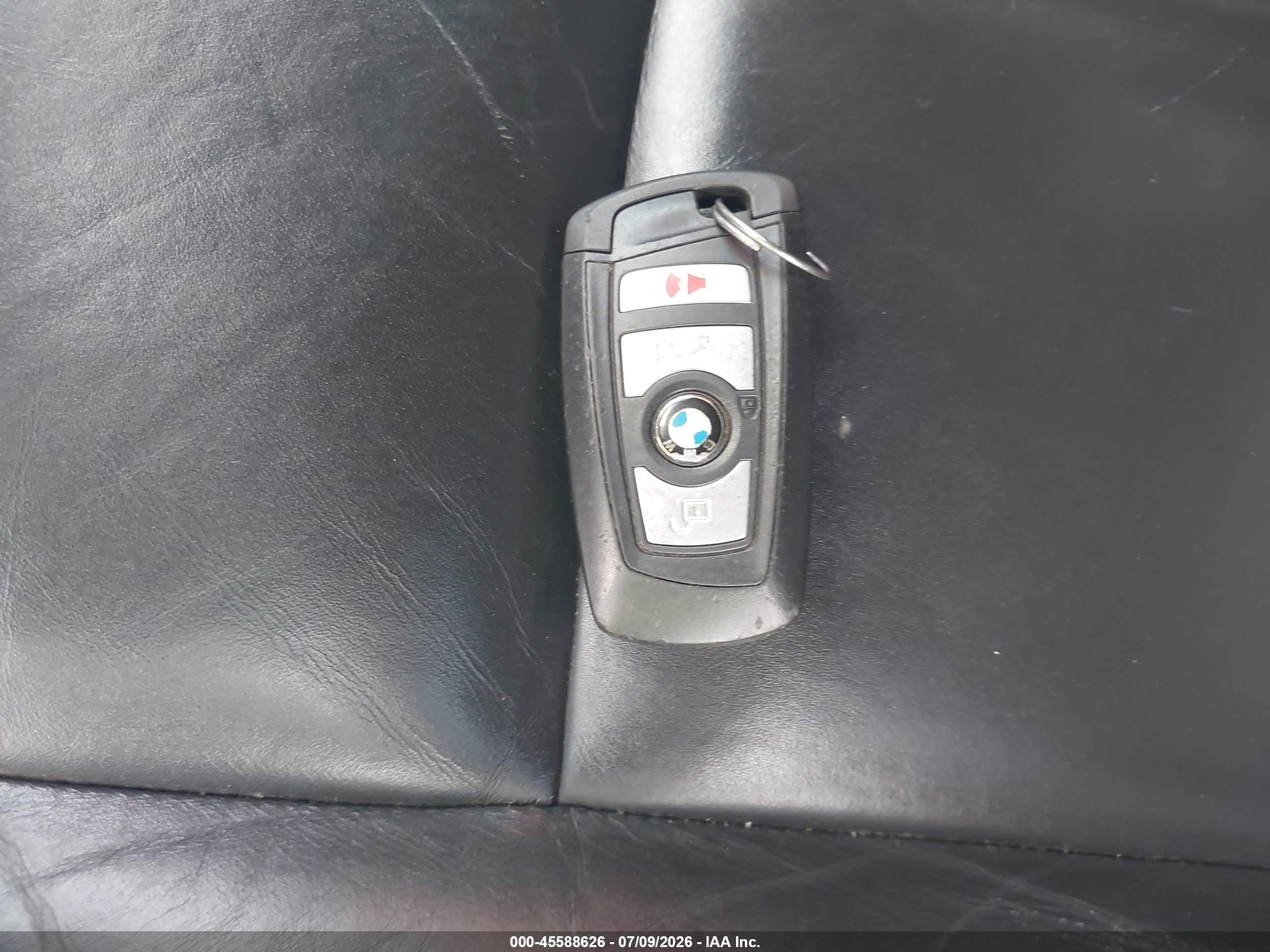 2015 Bmw 528i Xdrive White vin: WBA5A7C58FD621312