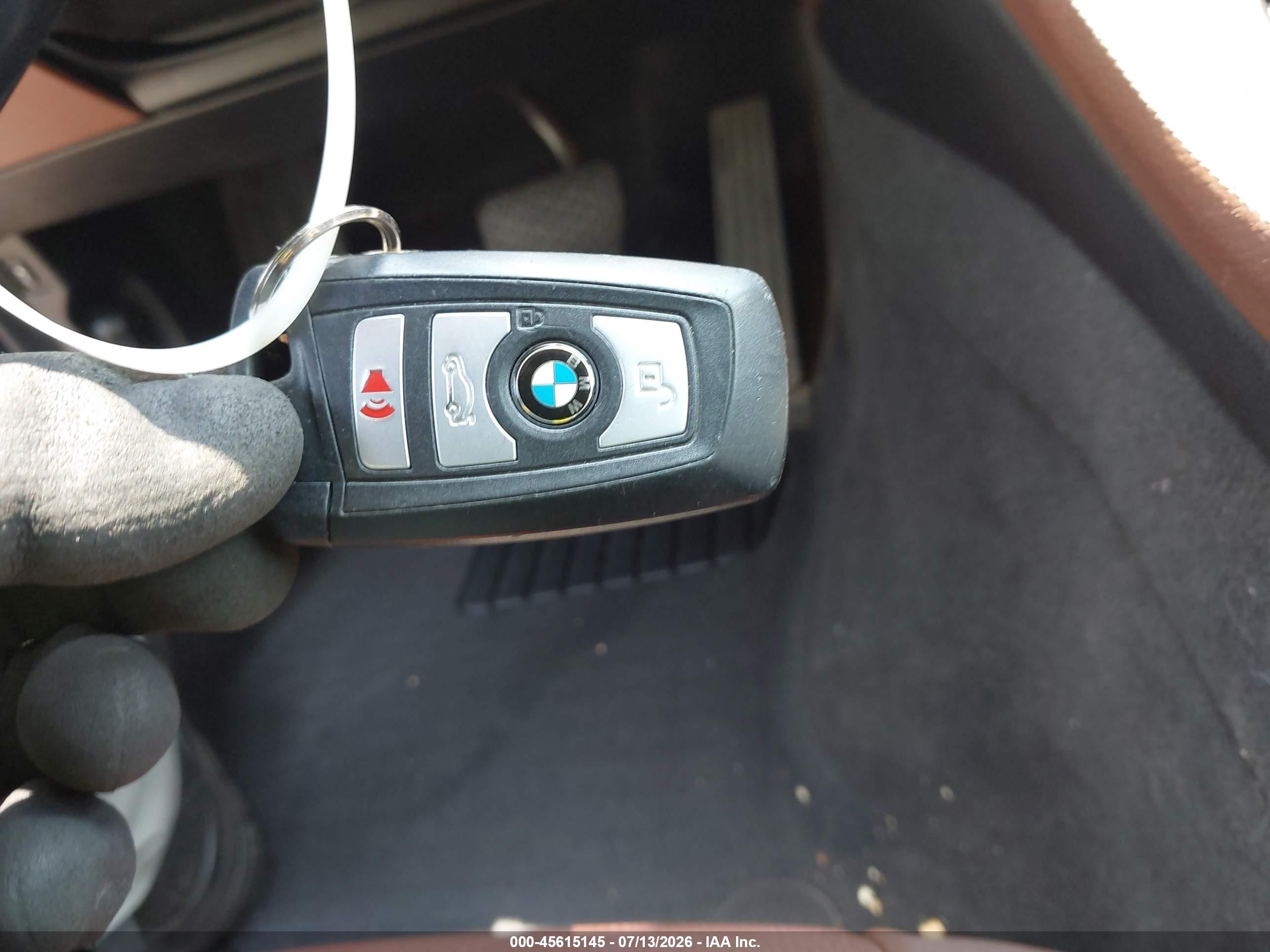 2015 Bmw 528i Xdrive Dark Blue vin: WBA5A7C59FD621884