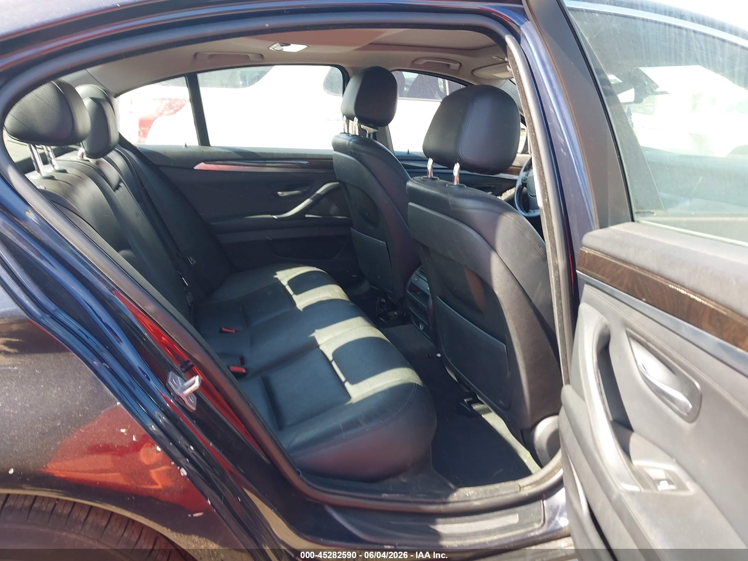 2014 Bmw 528i Xdrive Navy vin: WBA5A7C5XED612268