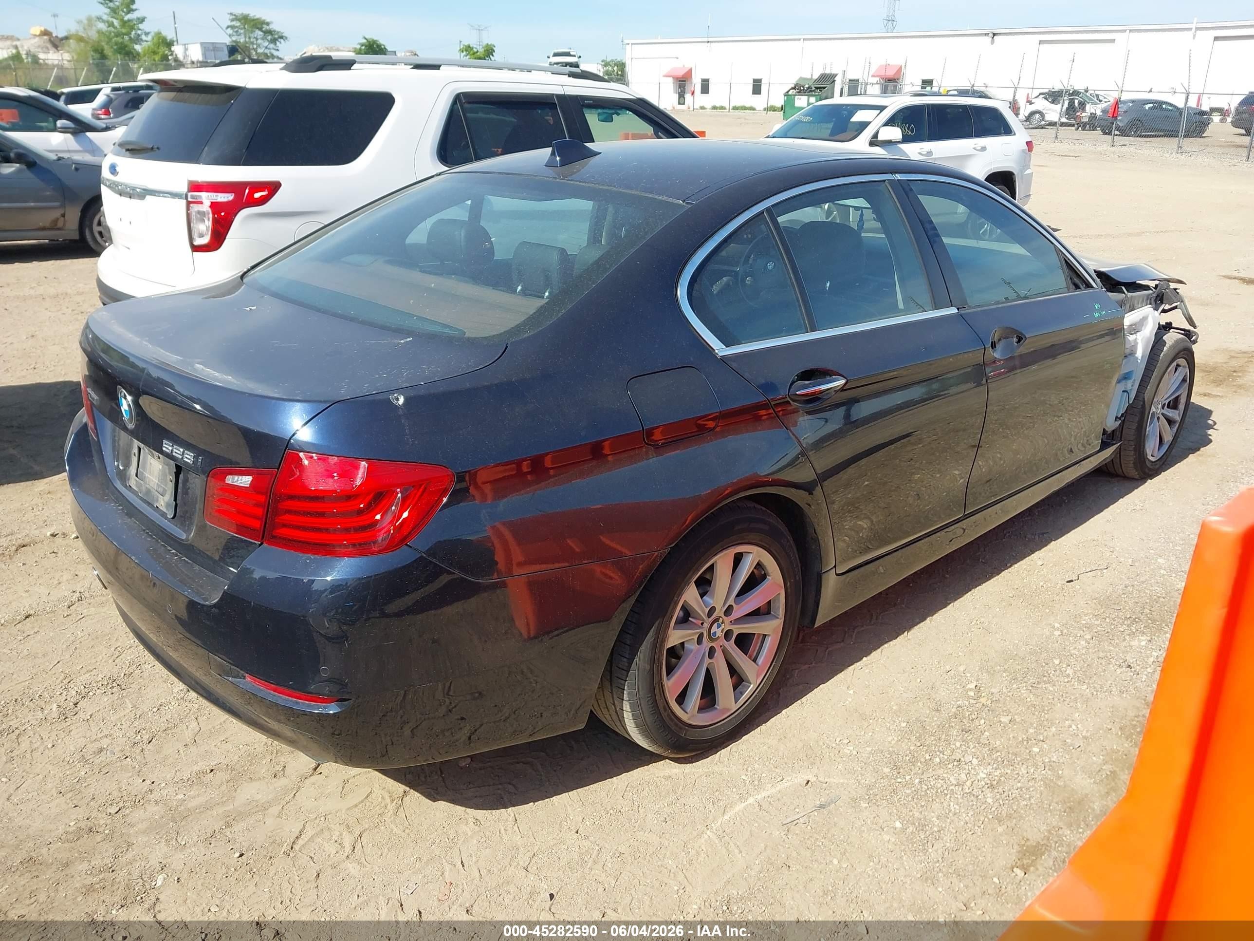 2014 Bmw 528i Xdrive Navy vin: WBA5A7C5XED612268