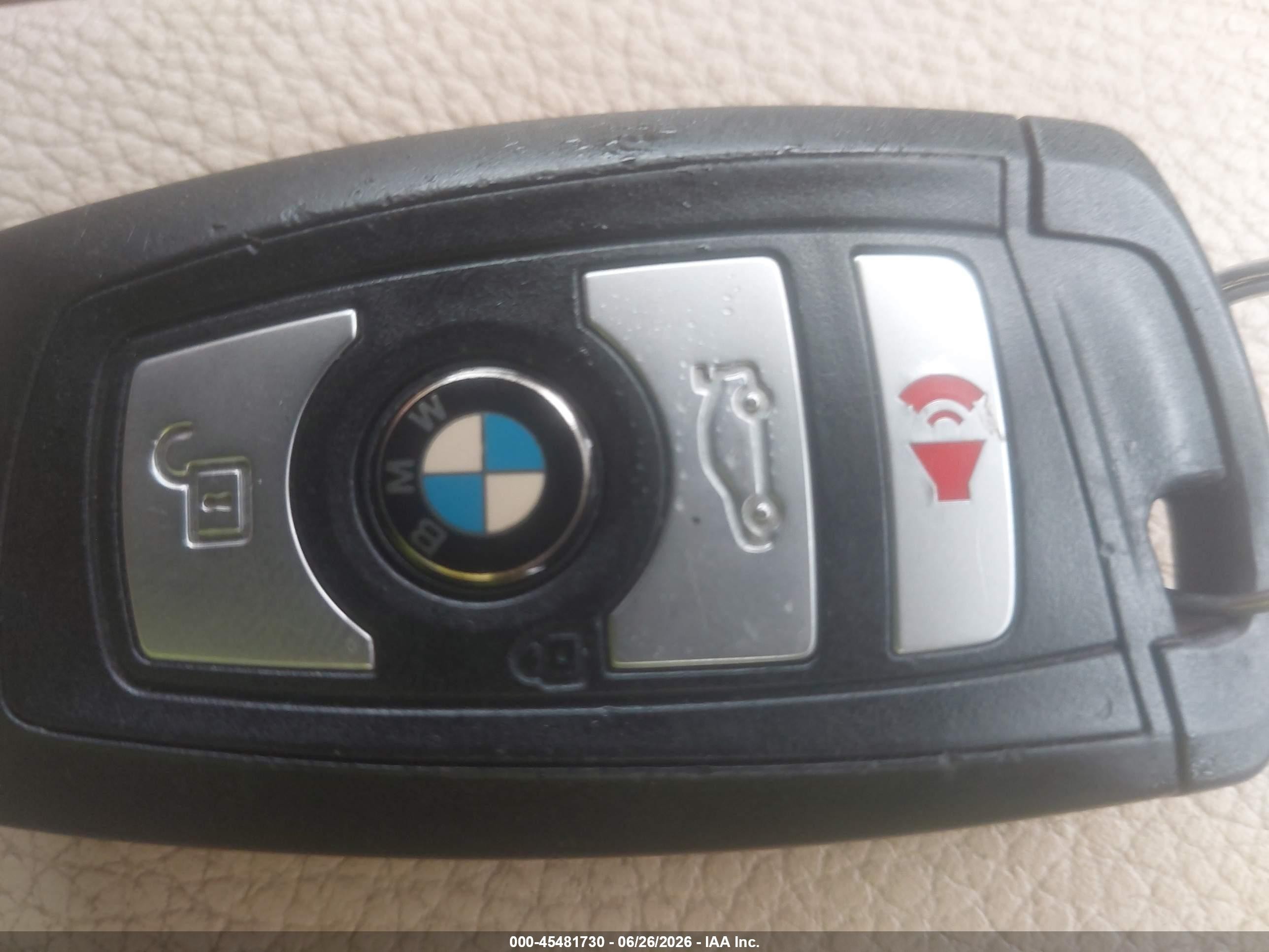 2014 Bmw 528i Xdrive Silver vin: WBA5A7C5XED617132
