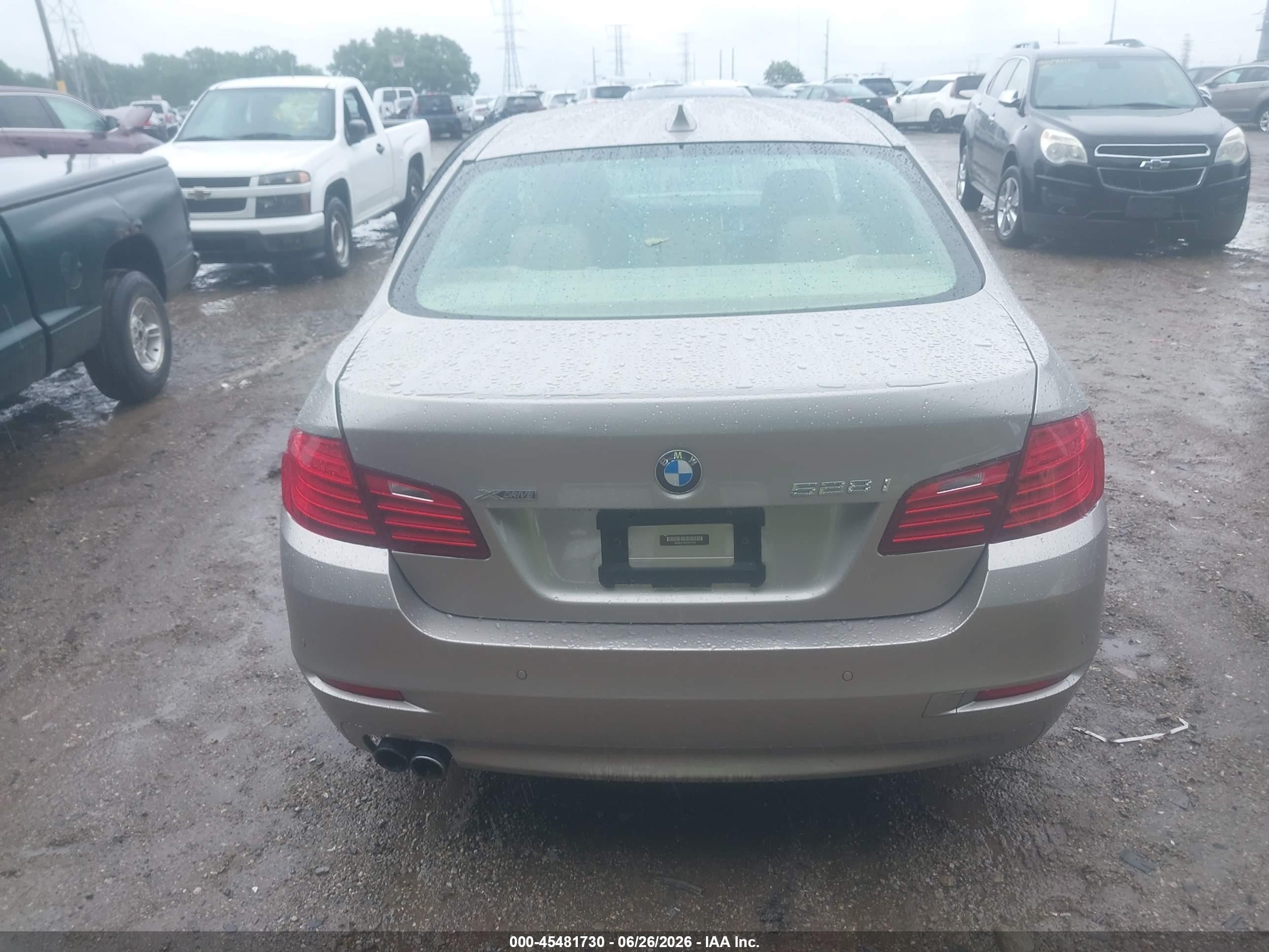 2014 Bmw 528i Xdrive Silver vin: WBA5A7C5XED617132