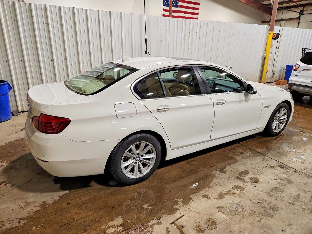 2015 Bmw 528 Xi White vin: WBA5A7C5XFD622610