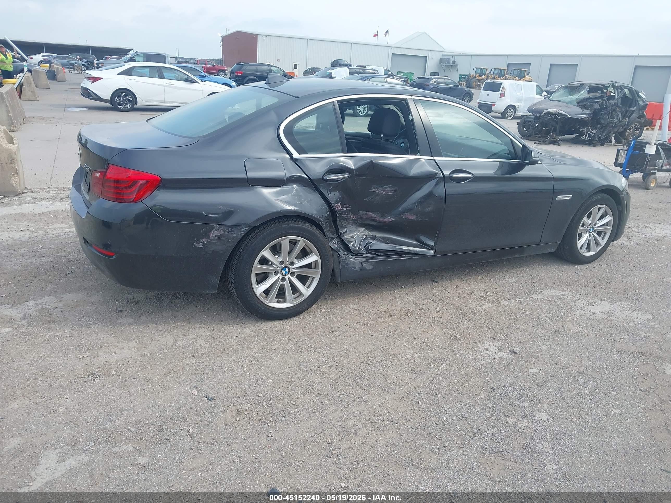 2015 Bmw 528i Xdrive Серый vin: WBA5A7C5XFD627015