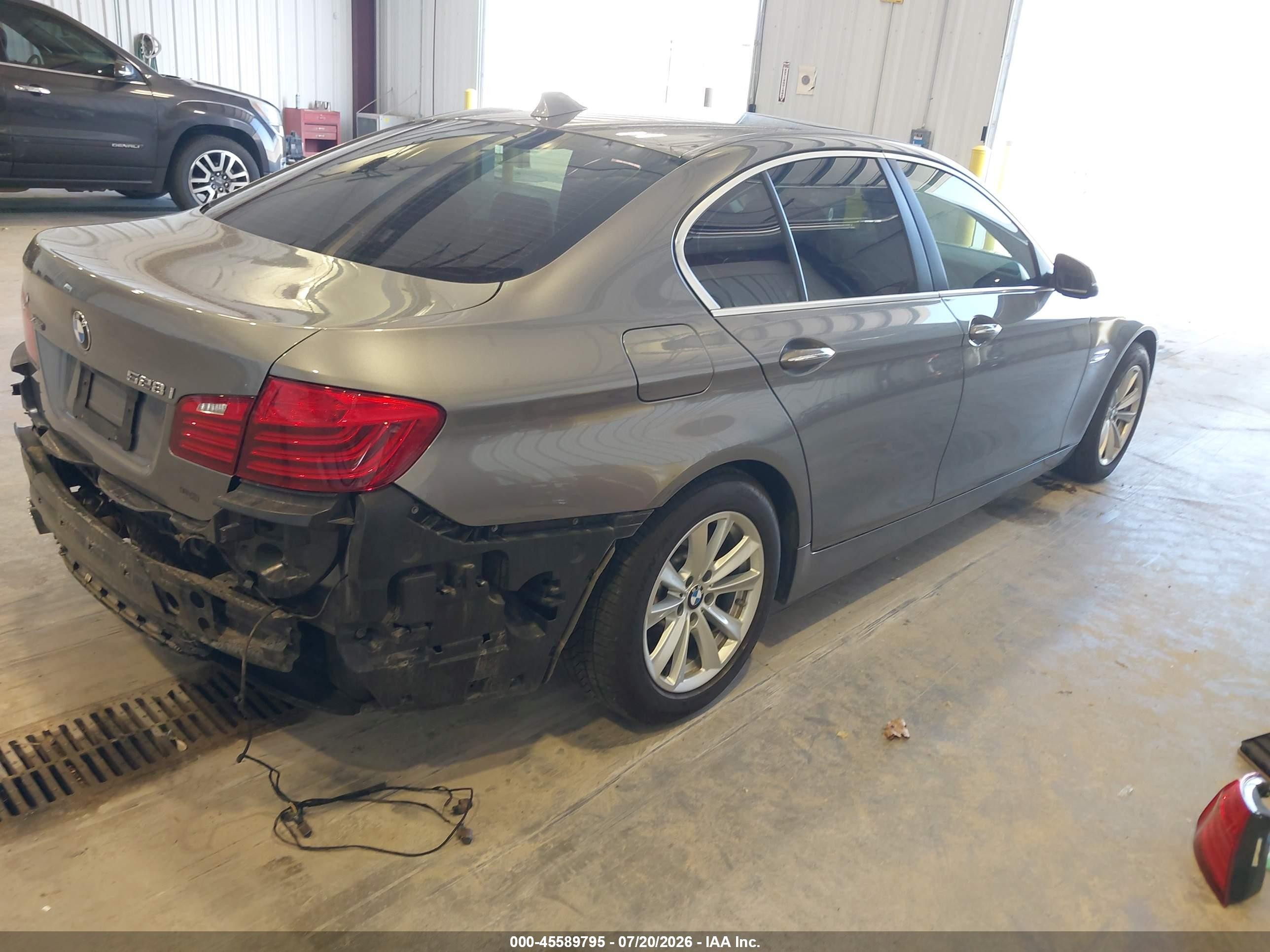 2015 Bmw 528i Xdrive Gray vin: WBA5A7C5XFG143683
