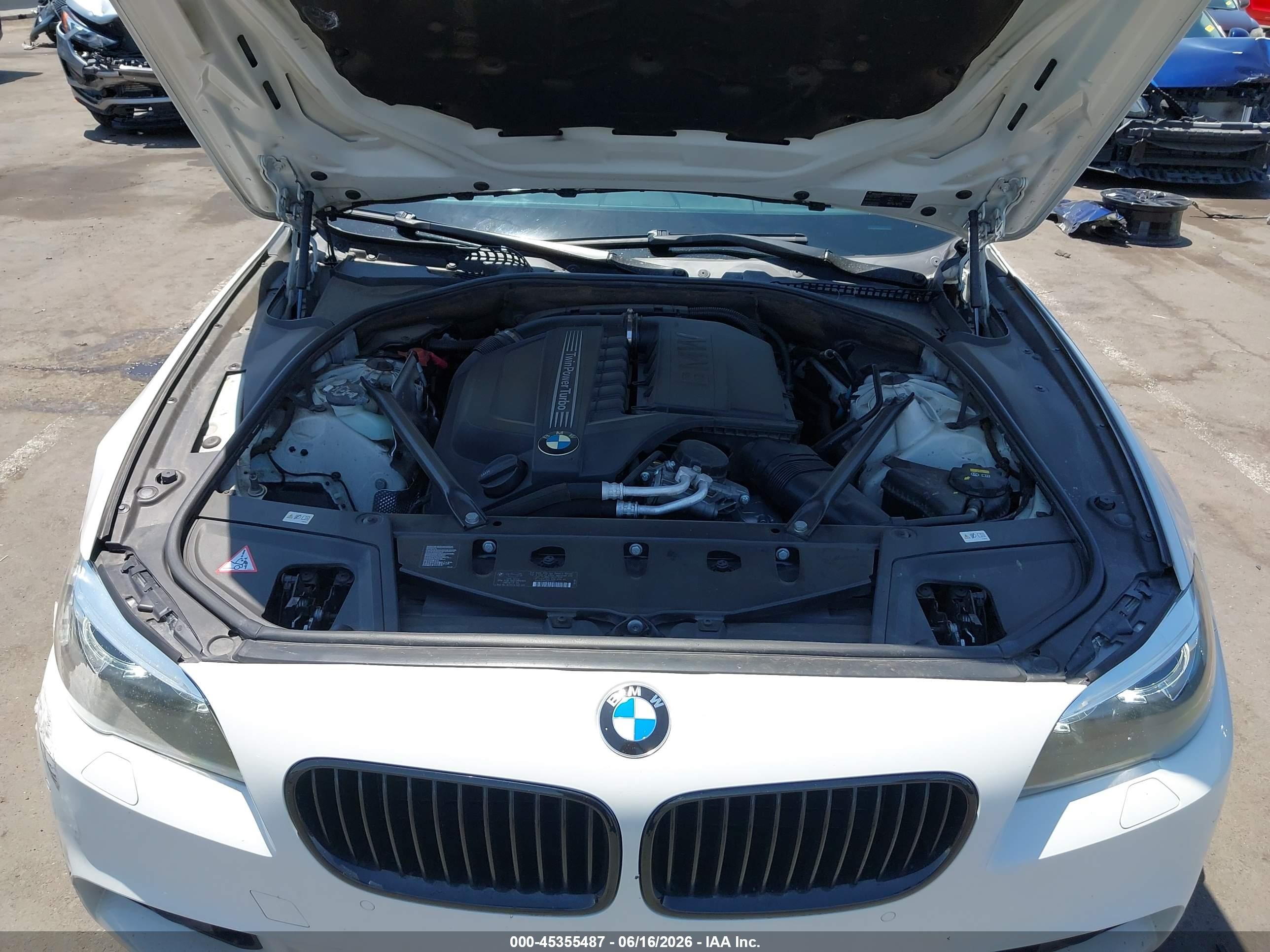 2015 Bmw 535i   White vin: WBA5B1C50FG125087