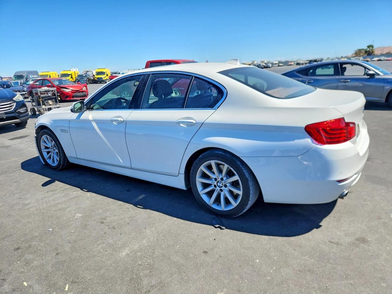 2015 Bmw 535 I White vin: WBA5B1C51FD918707