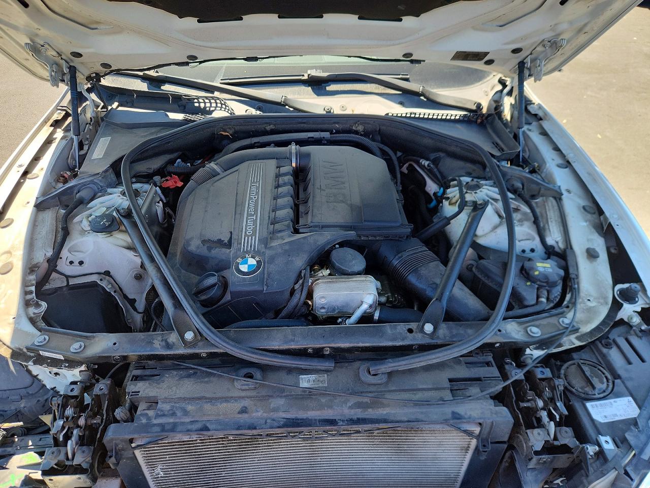 2015 Bmw 535 I White vin: WBA5B1C51FD918707