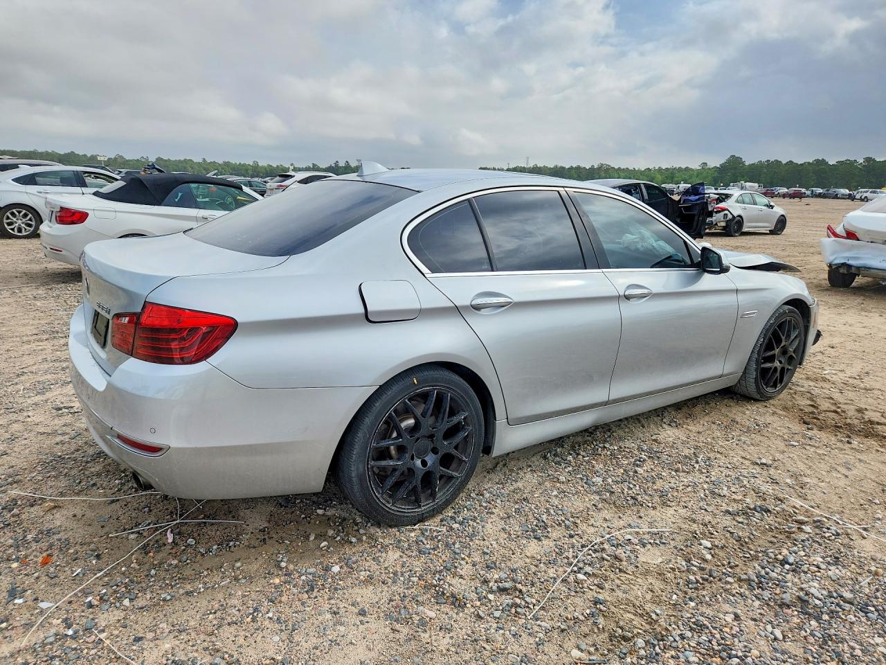 2015 Bmw 535 I Серебряный vin: WBA5B1C51FD920327