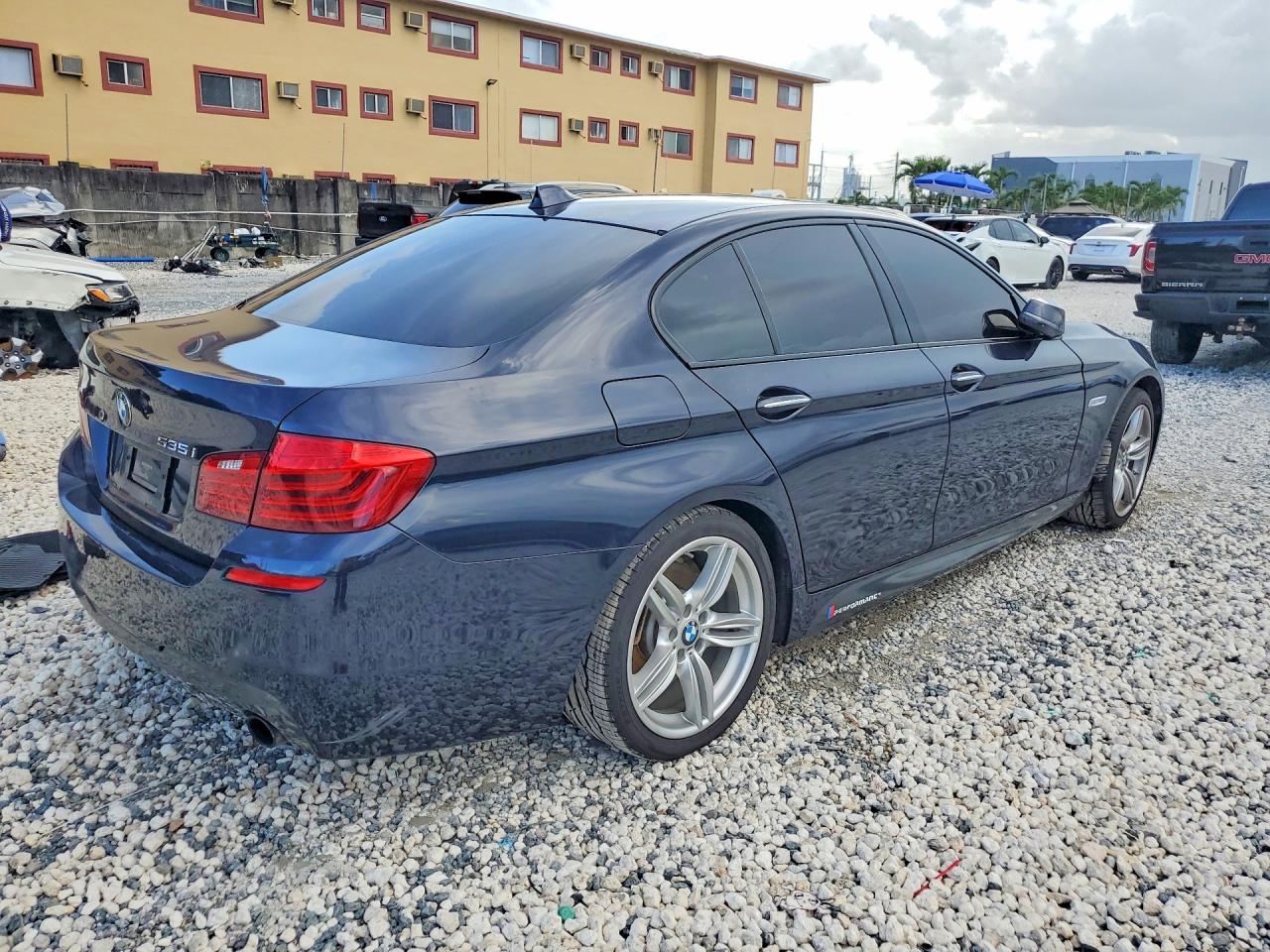 2014 Bmw 535 I Blue vin: WBA5B1C52ED477636