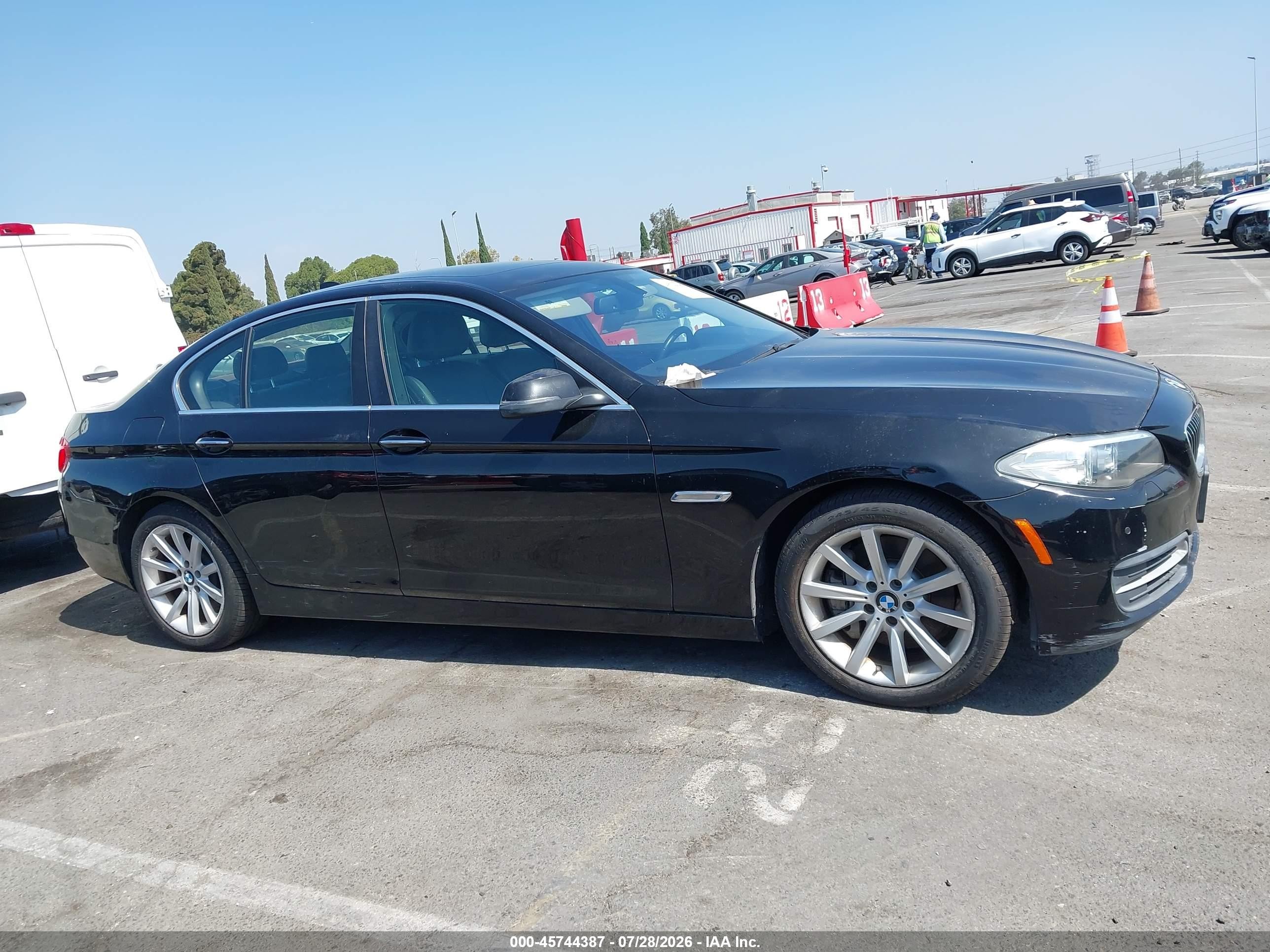 2014 Bmw 535i   Black vin: WBA5B1C52ED484344