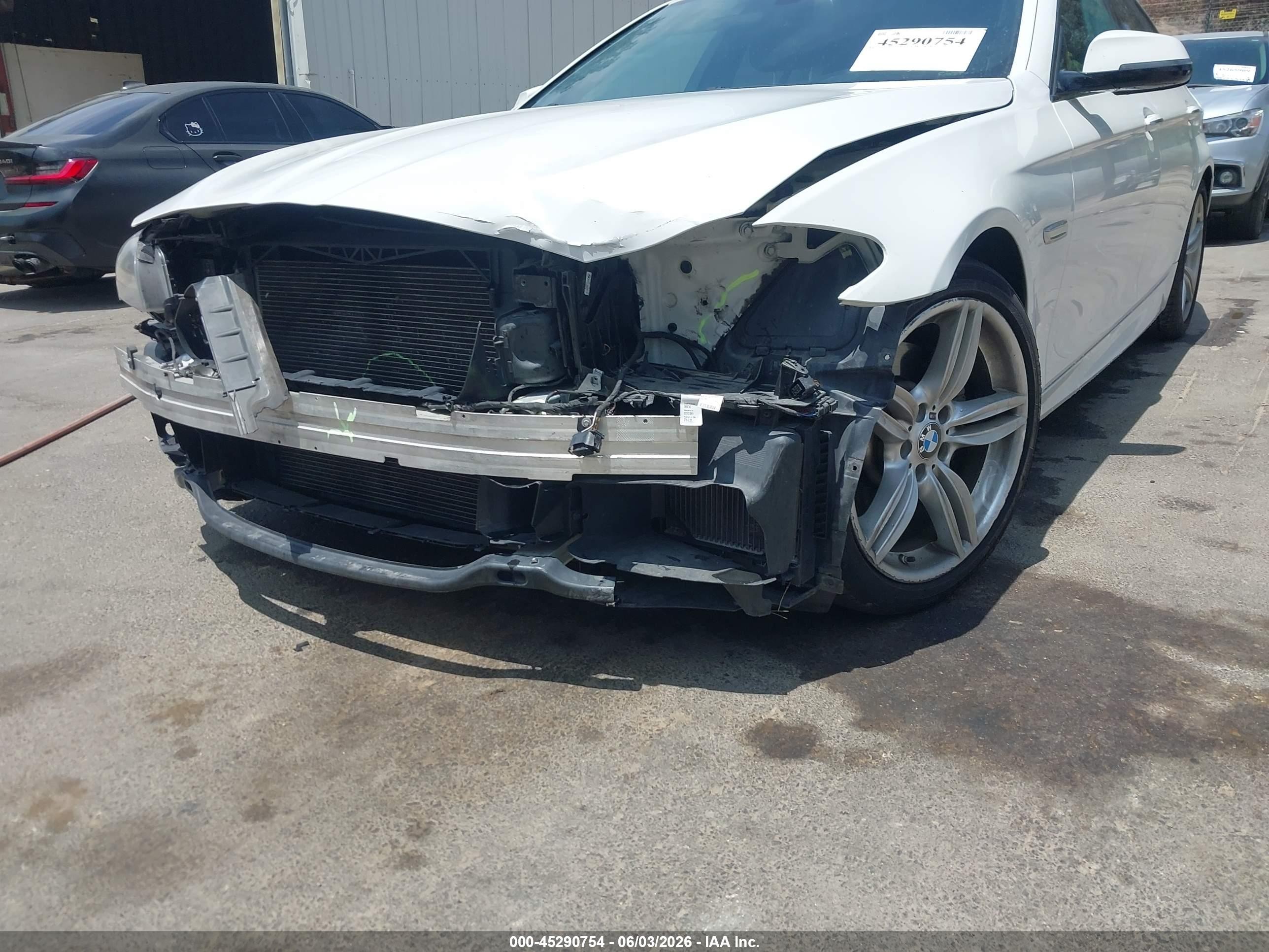 2014 Bmw 535i   White vin: WBA5B1C53ED484188
