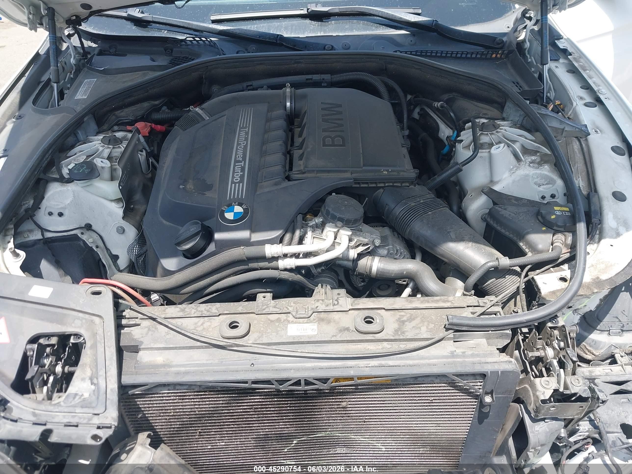 2014 Bmw 535i   White vin: WBA5B1C53ED484188