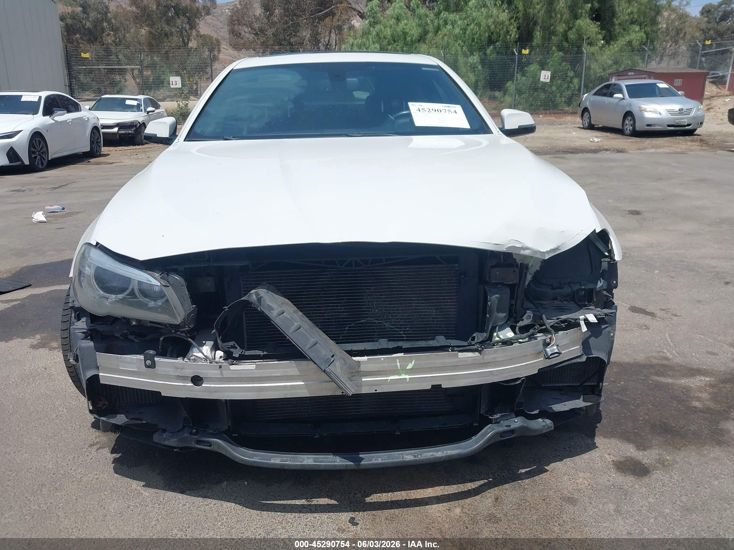 2014 Bmw 535i   White vin: WBA5B1C53ED484188