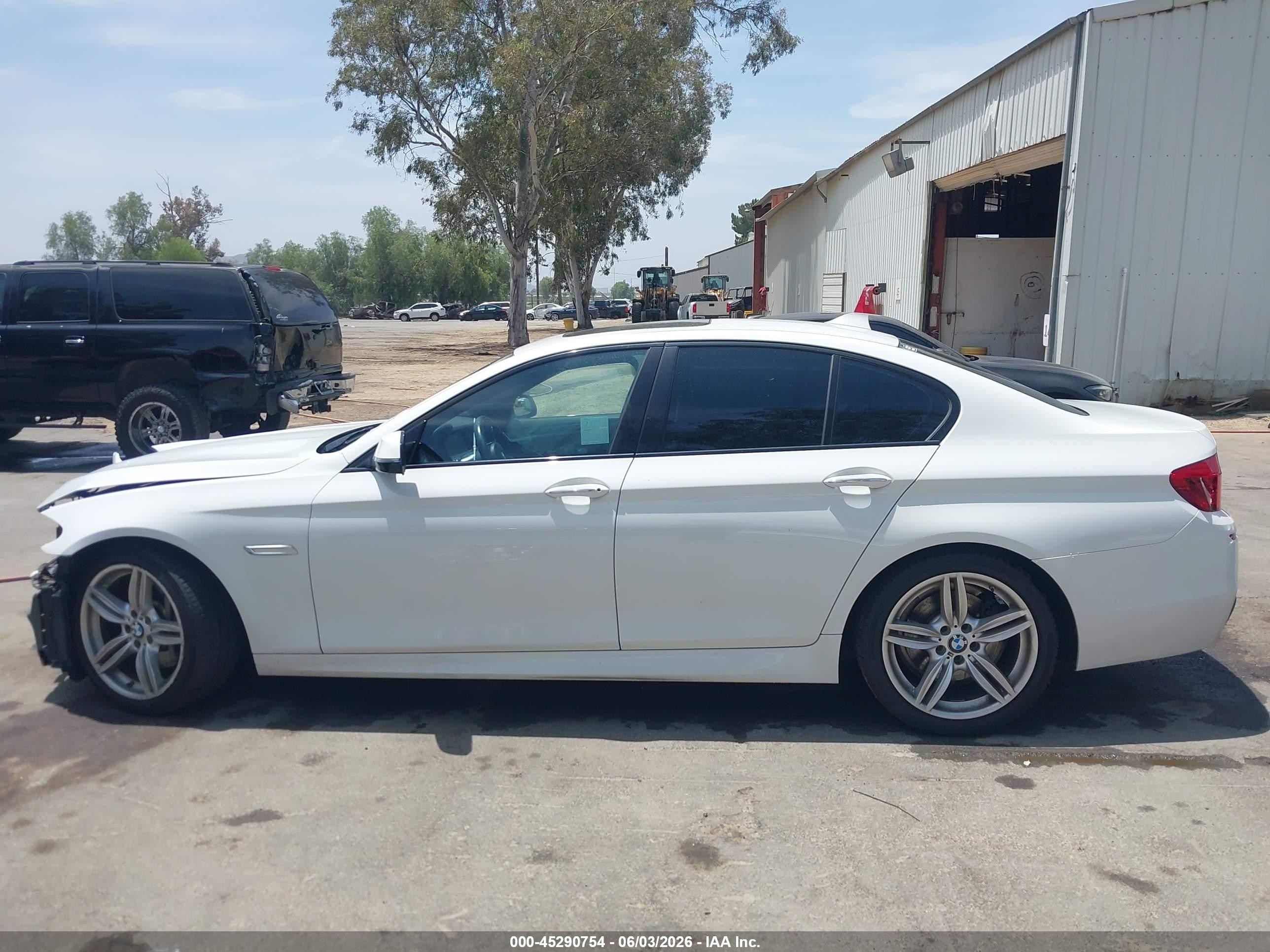 2014 Bmw 535i   White vin: WBA5B1C53ED484188