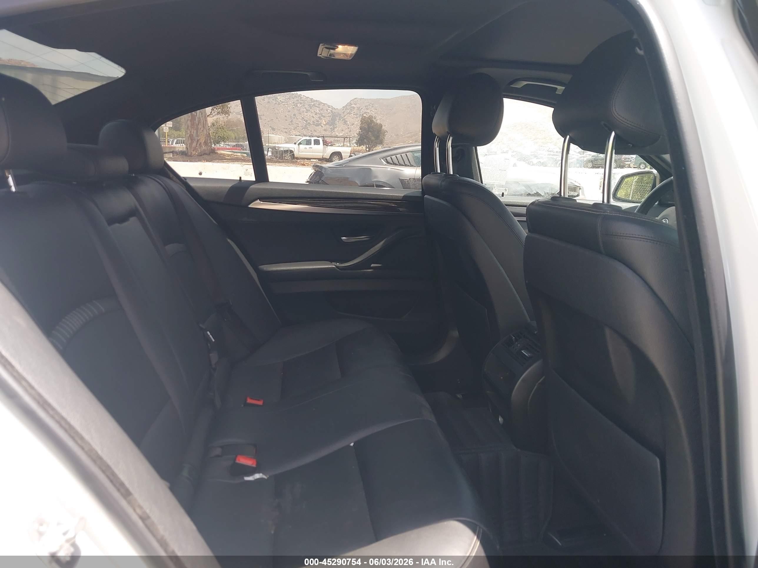 2014 Bmw 535i   White vin: WBA5B1C53ED484188
