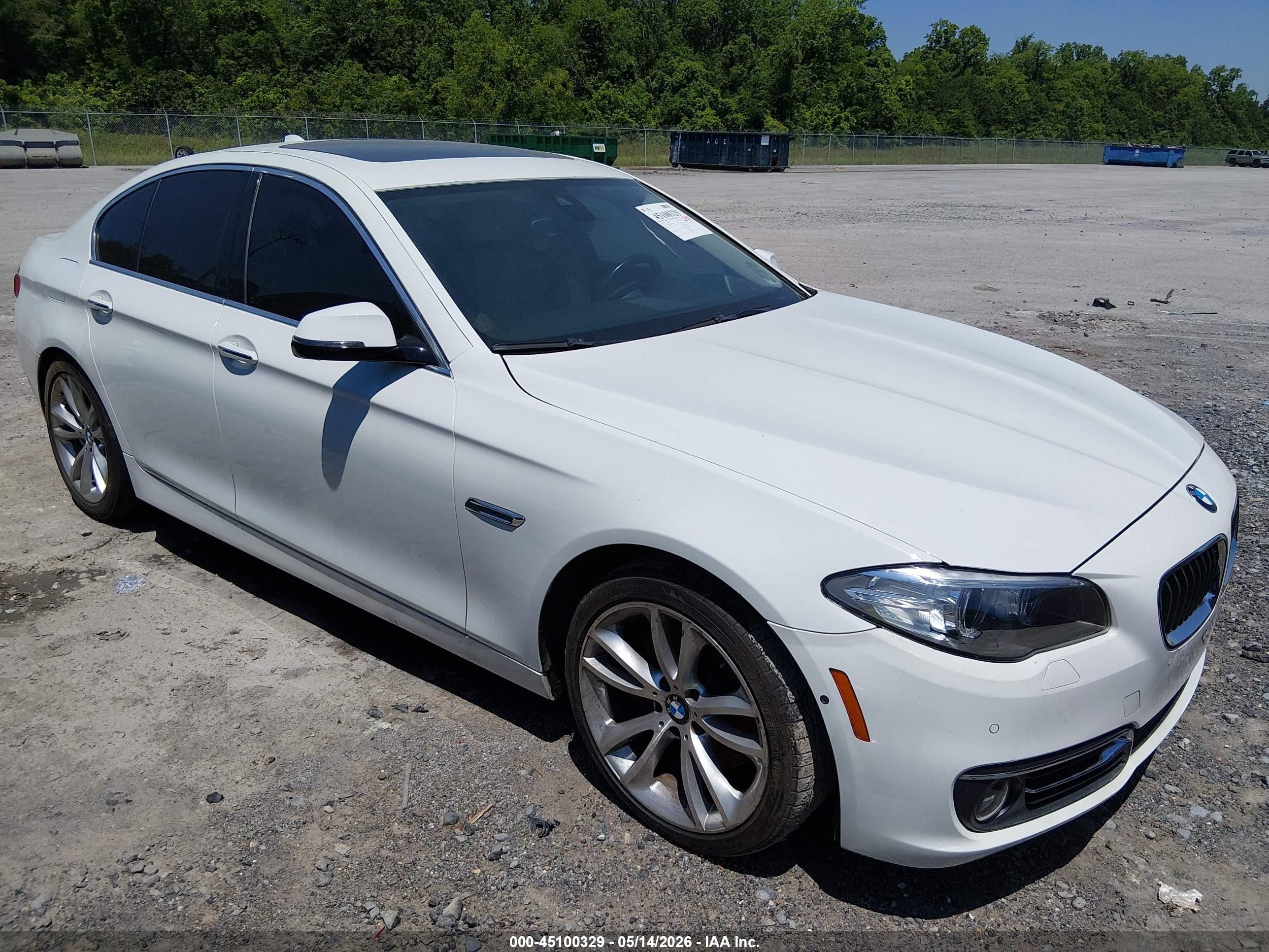 2015 Bmw 535i   White vin: WBA5B1C54FG126162