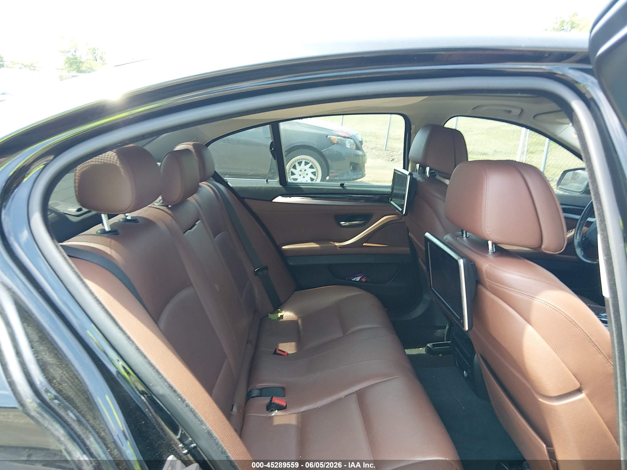 2014 Bmw 535i   Black vin: WBA5B1C57ED483805