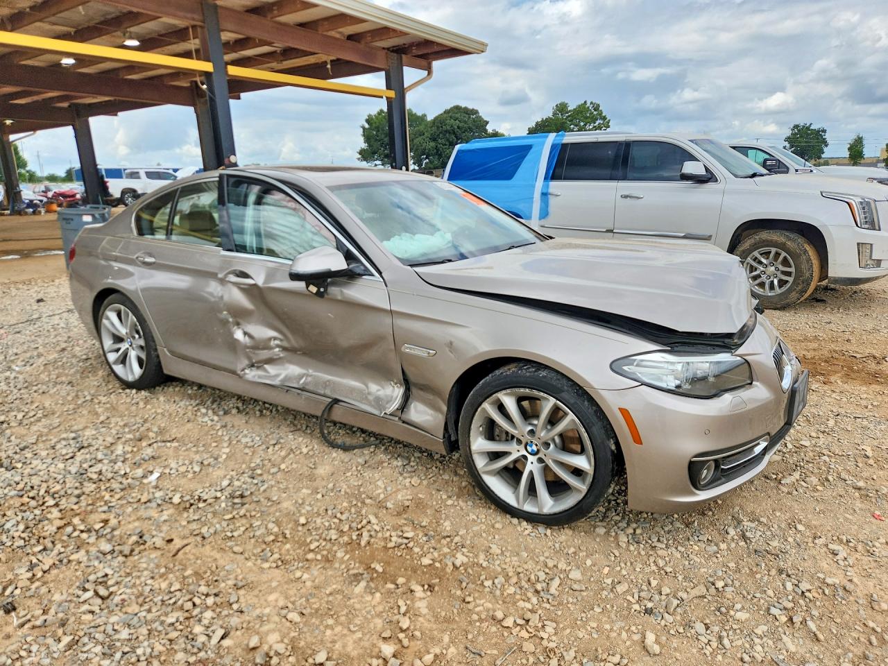 2015 Bmw 535 I Tan vin: WBA5B1C57FG125667