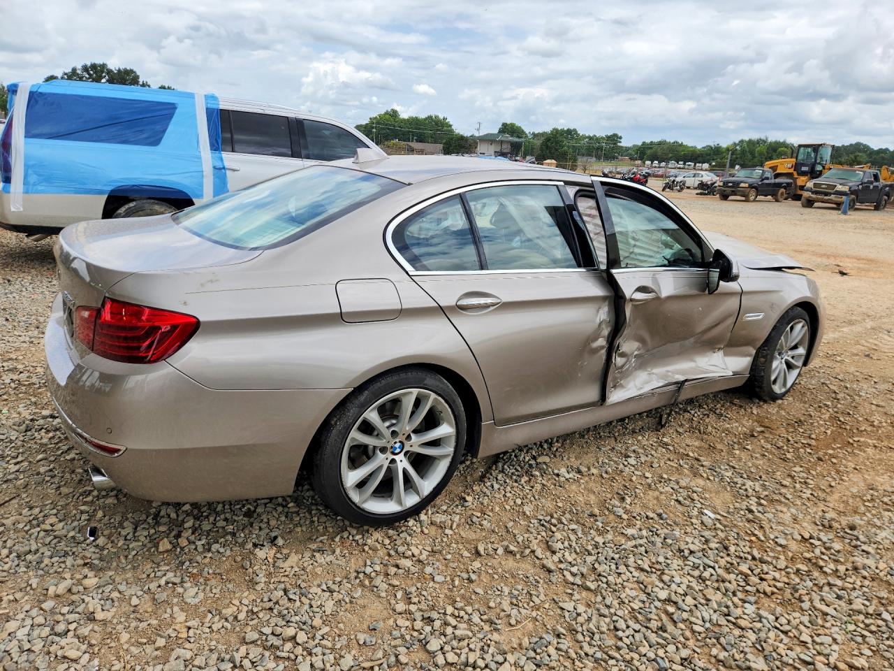 2015 Bmw 535 I Tan vin: WBA5B1C57FG125667