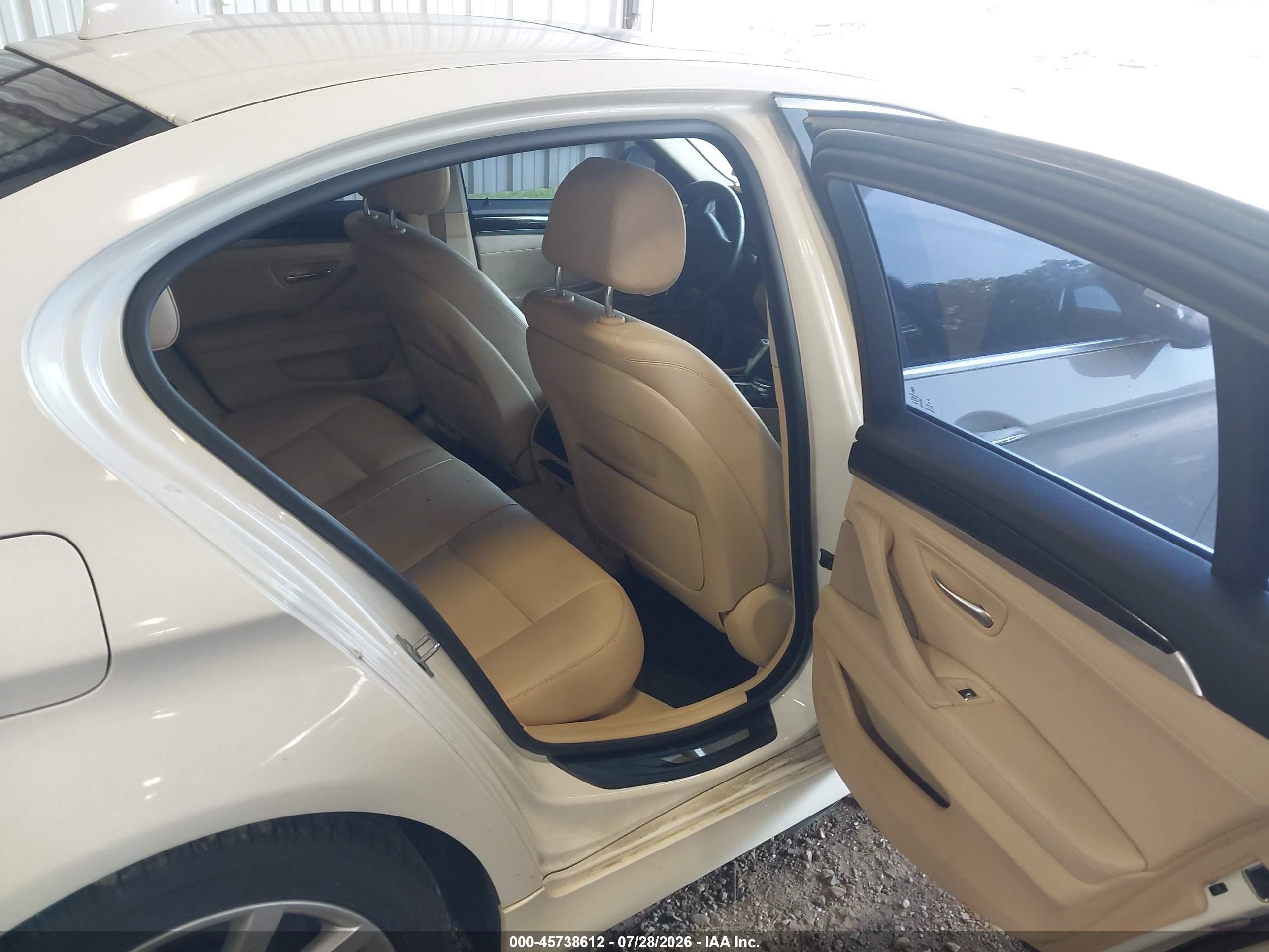 2014 Bmw 535i   Белый vin: WBA5B1C59ED481330