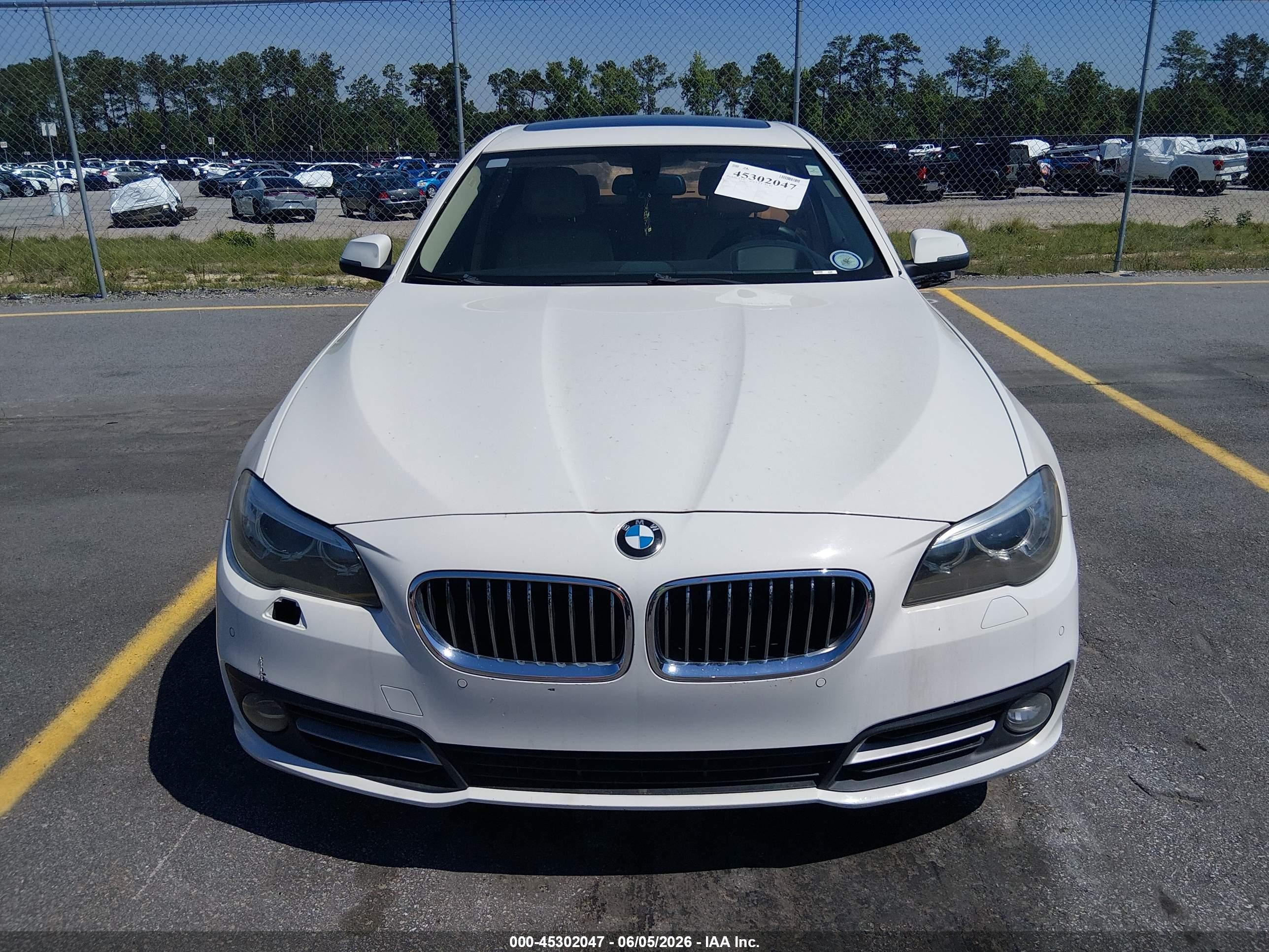2015 Bmw 535i   Белый vin: WBA5B1C59FG126657