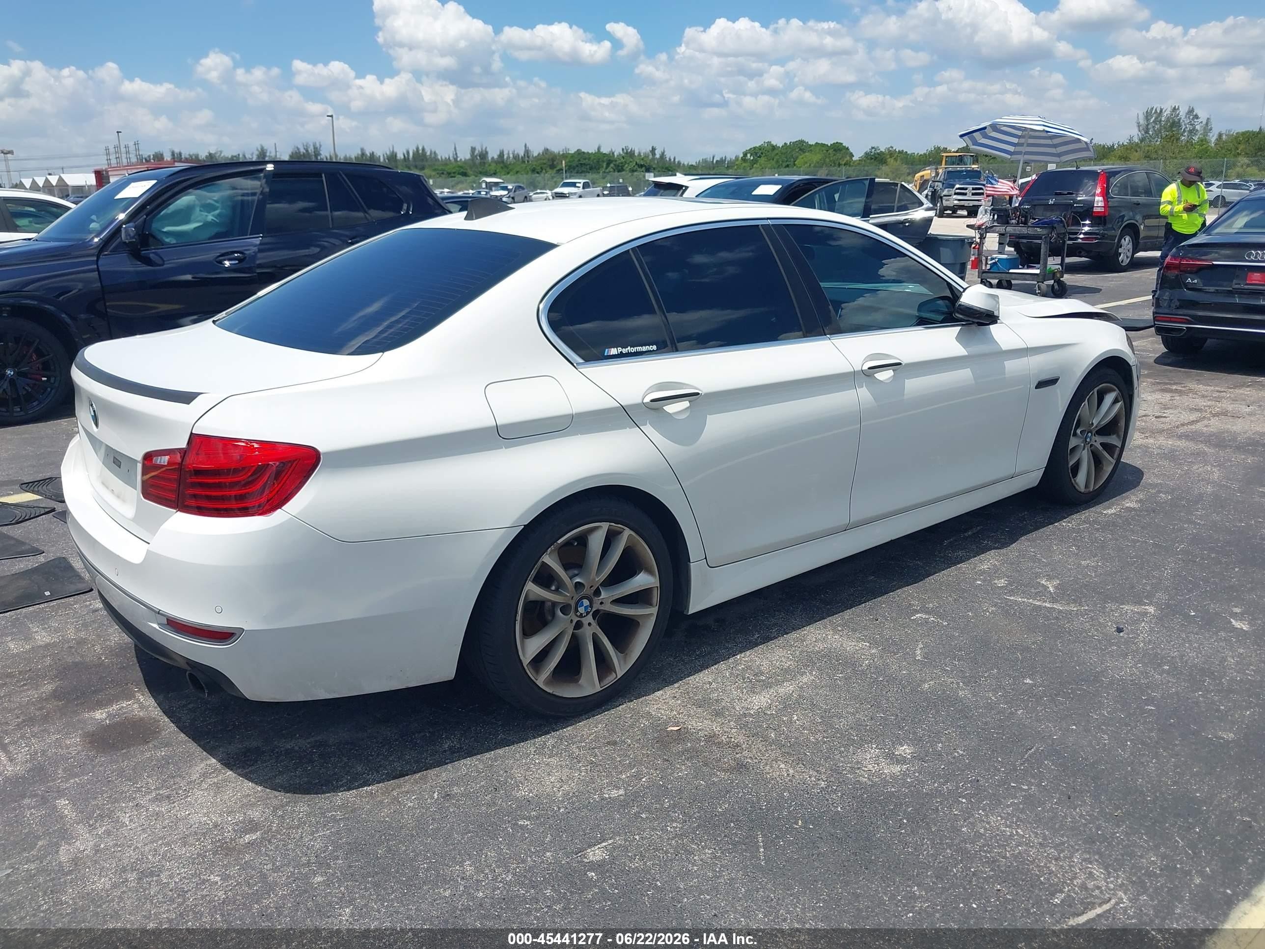 2015 Bmw 535i   White vin: WBA5B1C5XFD922061