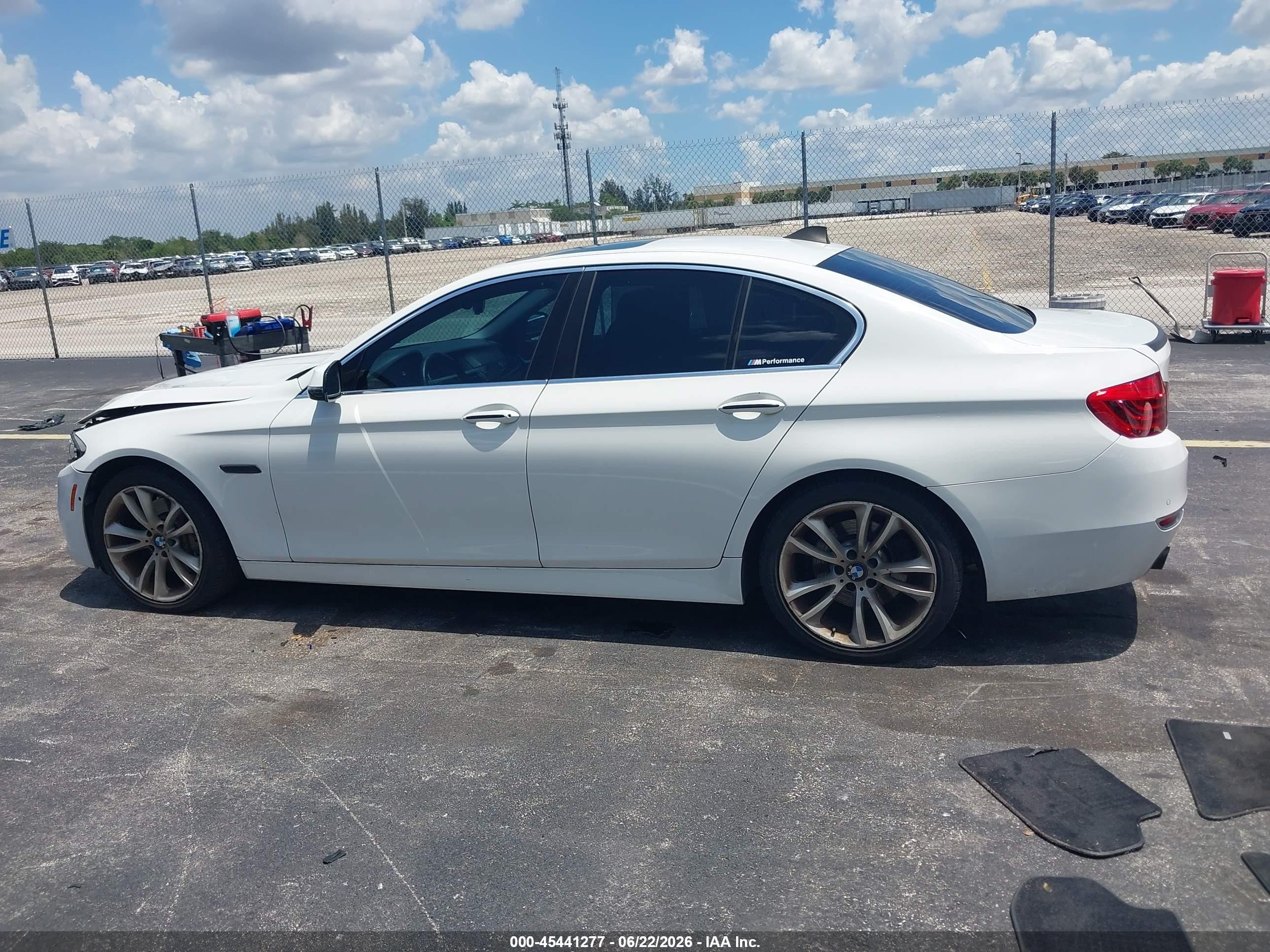 2015 Bmw 535i   White vin: WBA5B1C5XFD922061