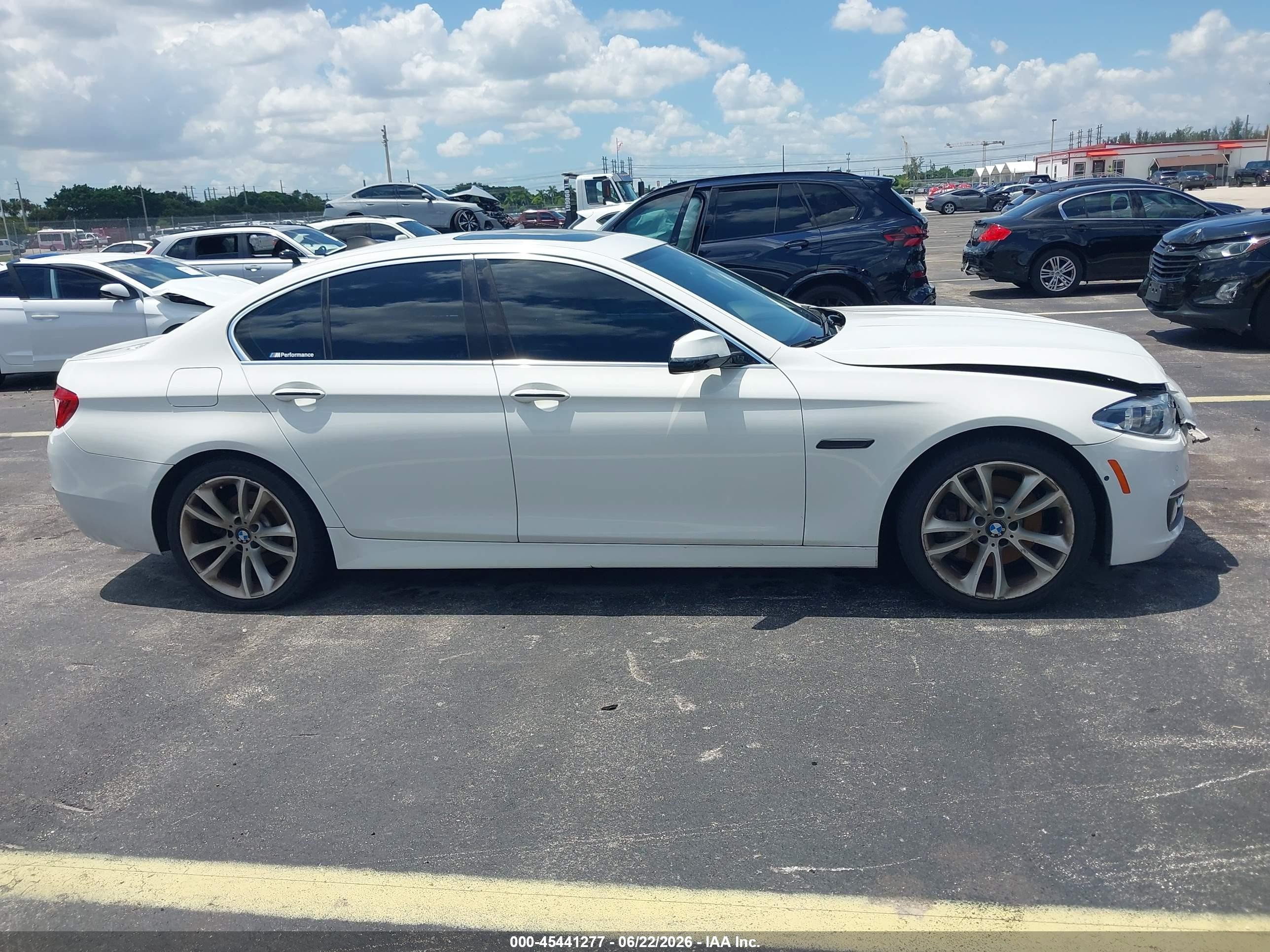 2015 Bmw 535i   White vin: WBA5B1C5XFD922061