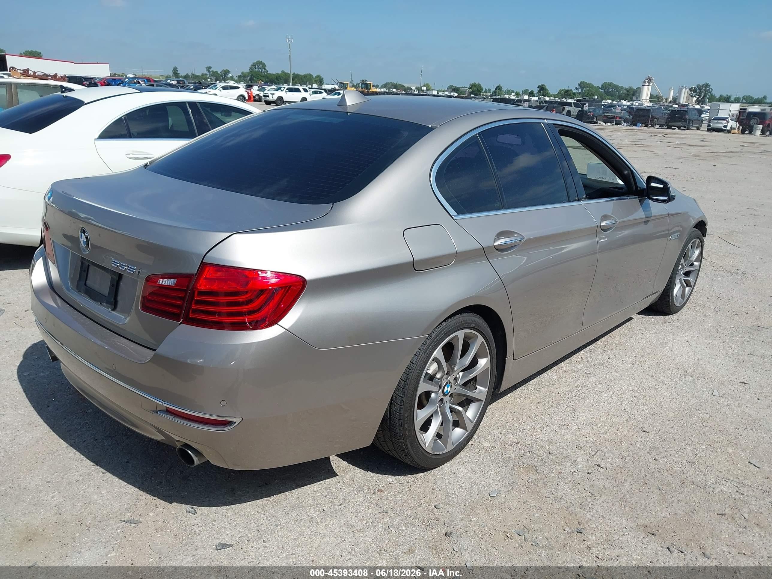 2015 Bmw 535i Gold vin: WBA5B1C5XFG126246