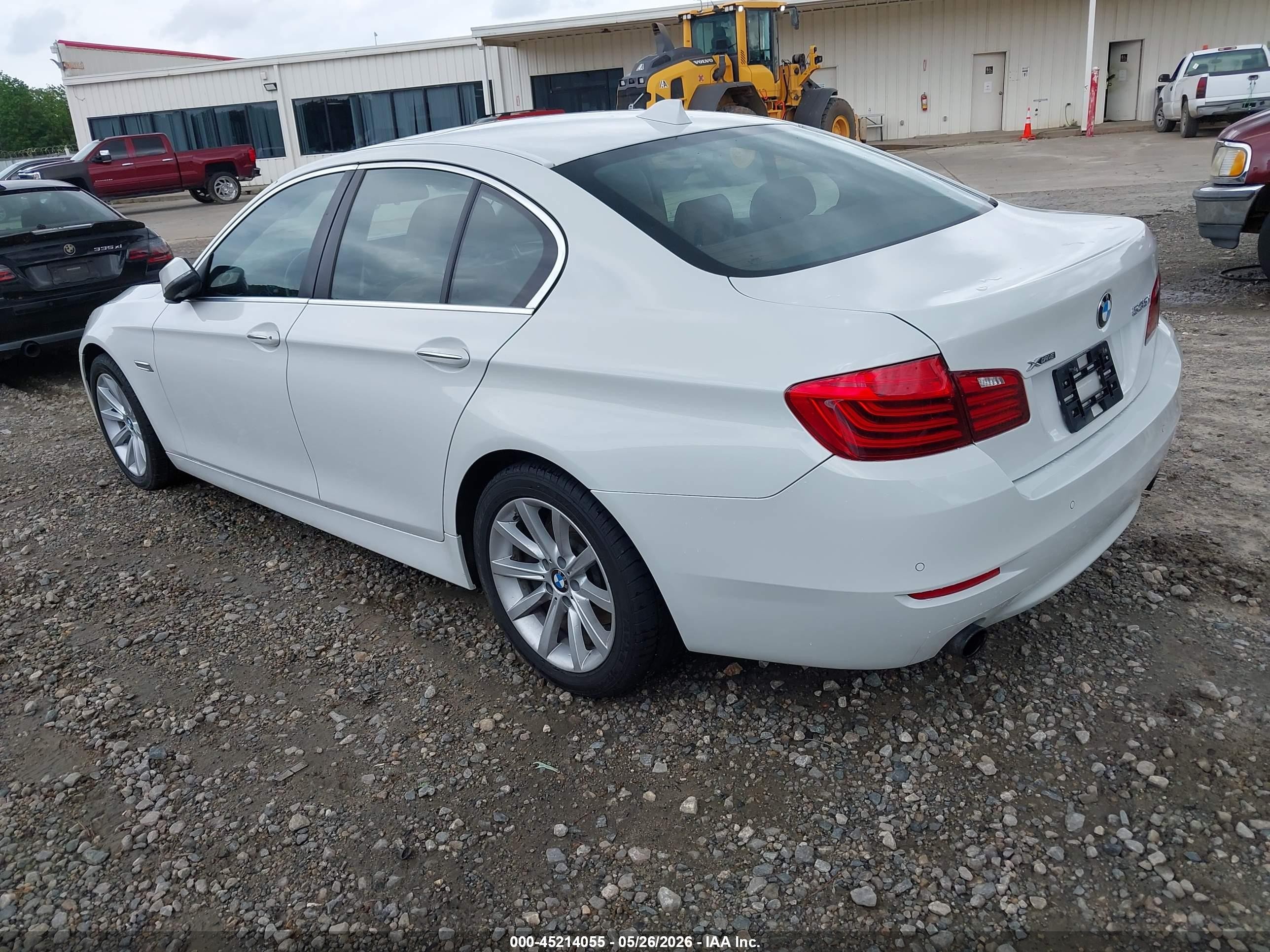 2014 Bmw 535i Xdrive White vin: WBA5B3C51ED530693