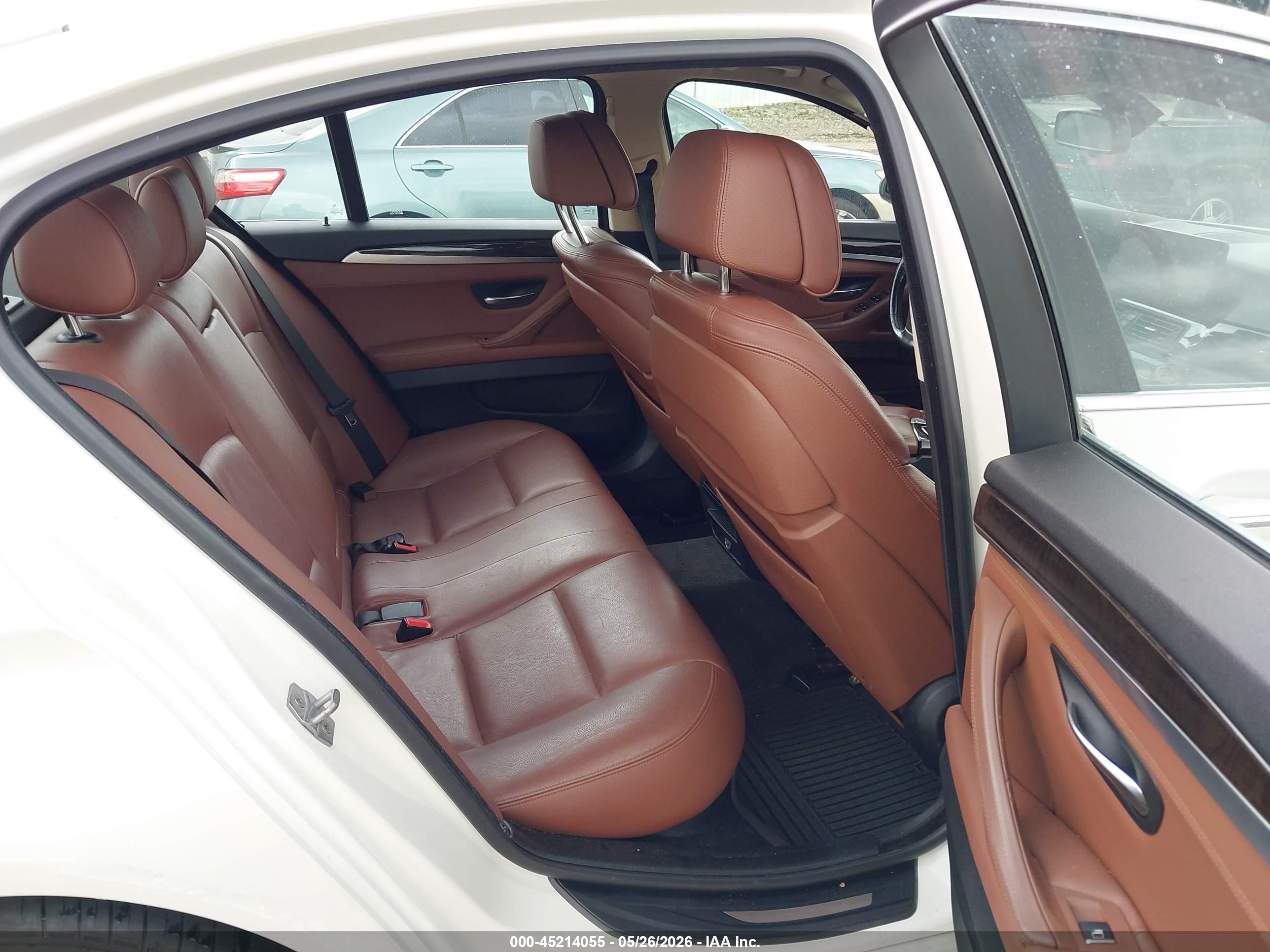 2014 Bmw 535i Xdrive White vin: WBA5B3C51ED530693