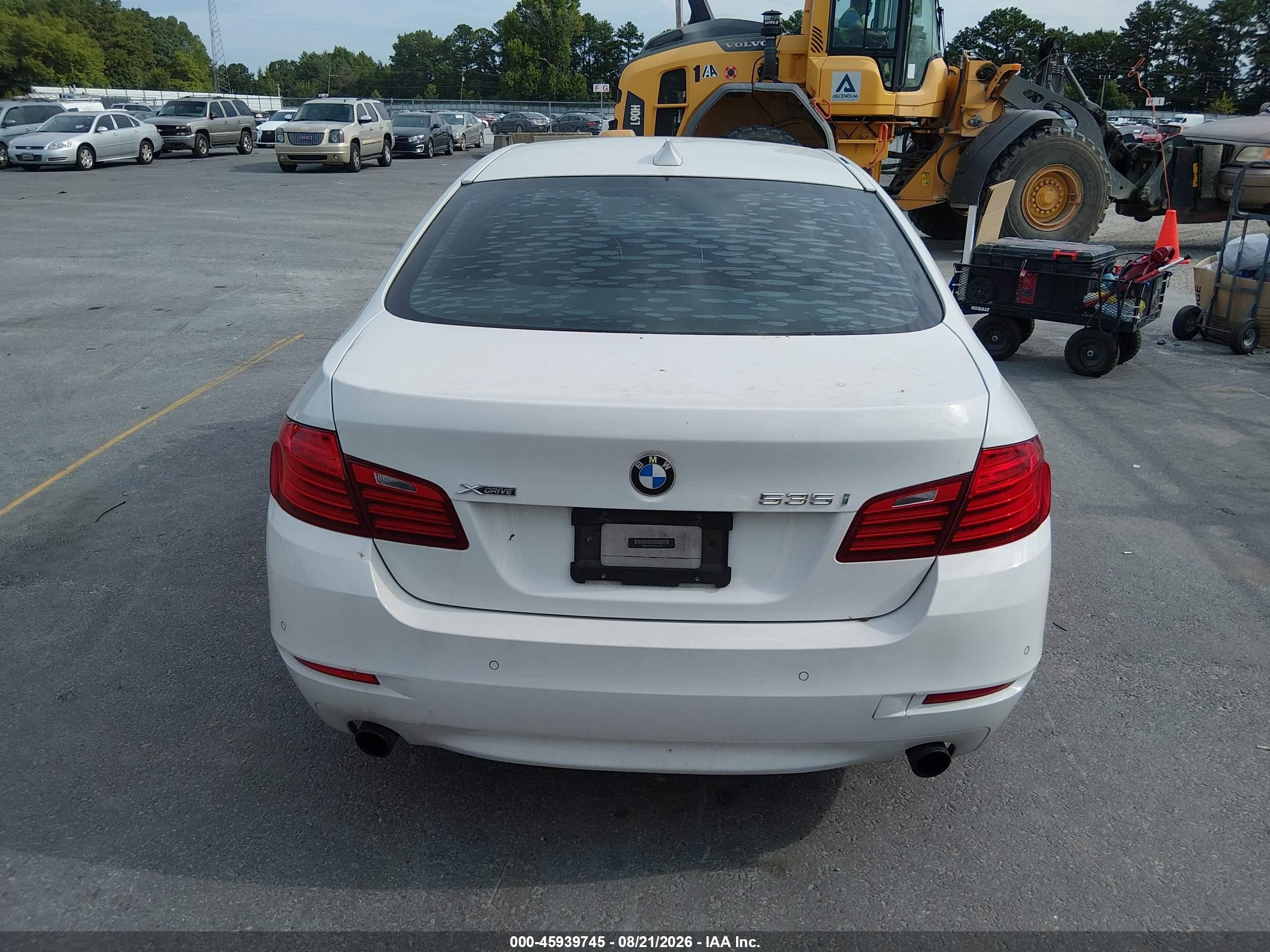 2014 Bmw 535i Xdrive White vin: WBA5B3C51ED531083