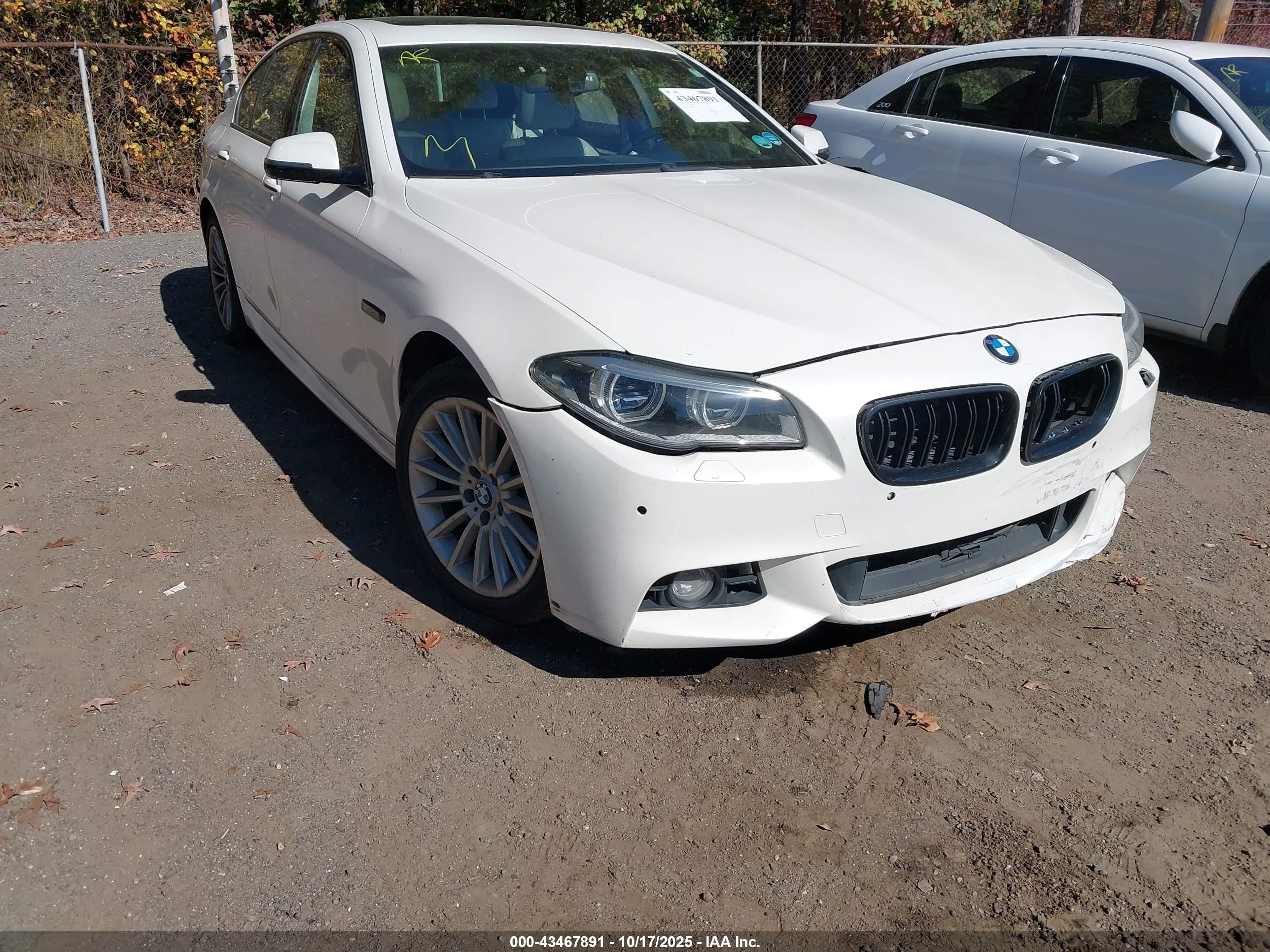 2015 Bmw 535i Xdrive White vin: WBA5B3C51FD540769