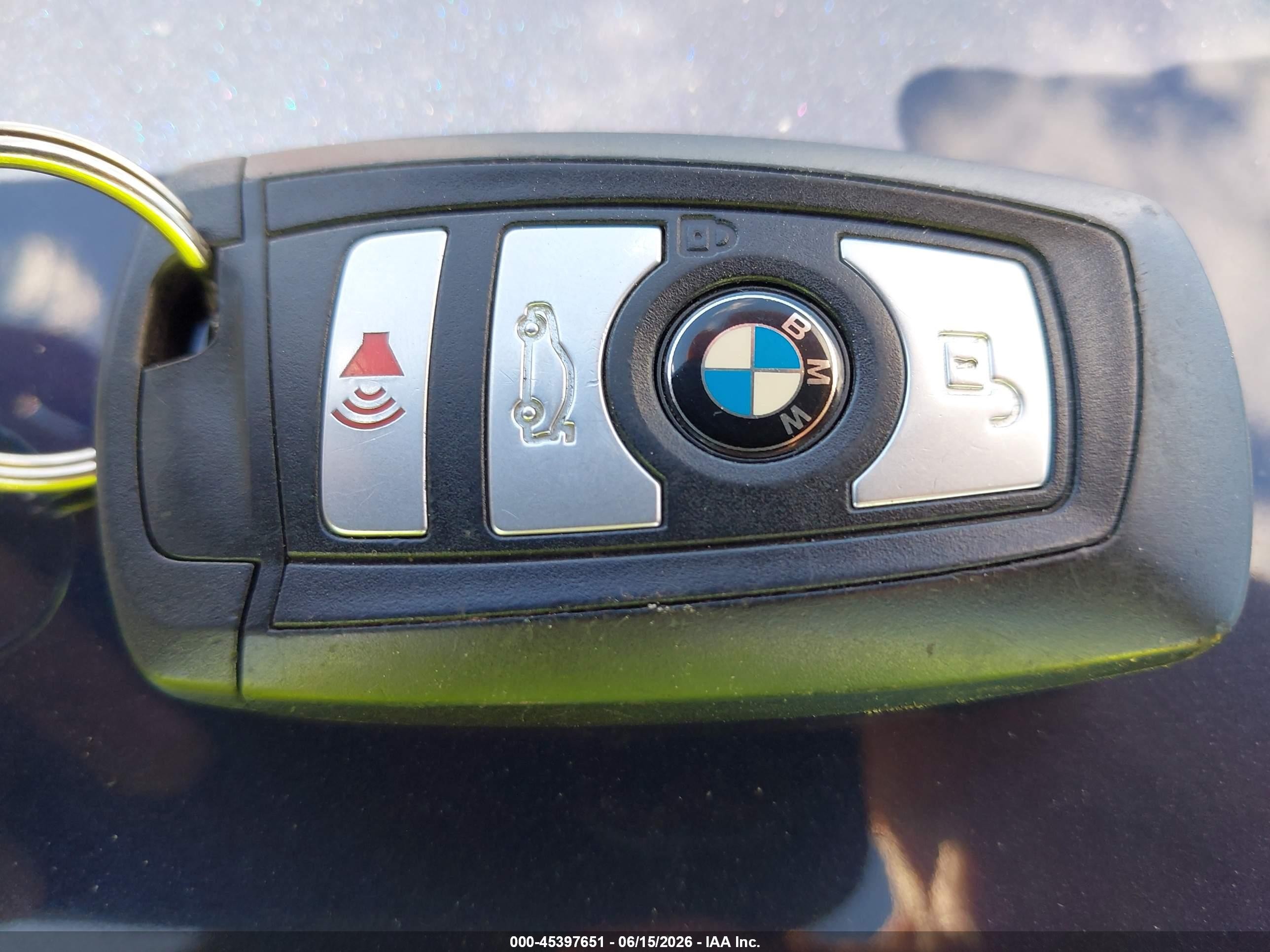 2015 Bmw 535i Xdrive Blue vin: WBA5B3C51FD545096