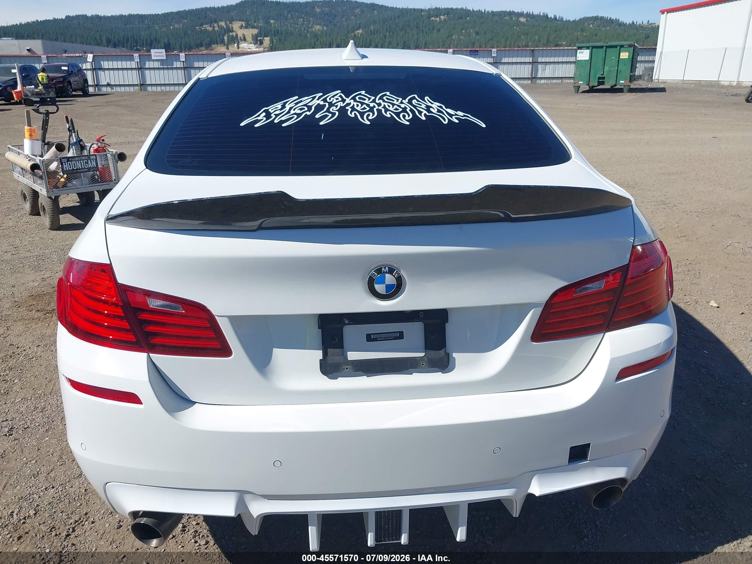 2015 Bmw 535i Xdrive White vin: WBA5B3C51FD546572
