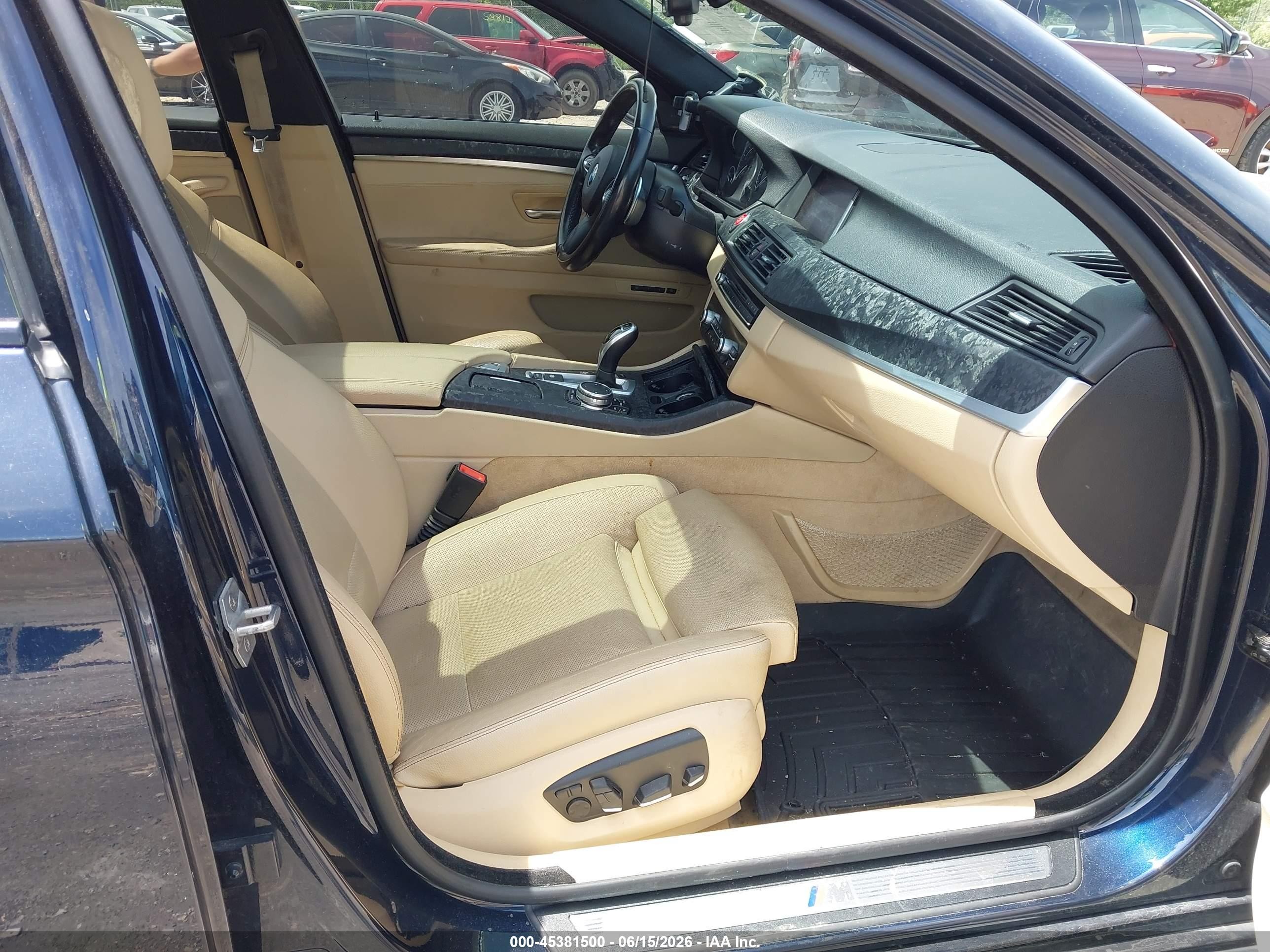 2015 Bmw 535i Xdrive Blue vin: WBA5B3C53FD544483