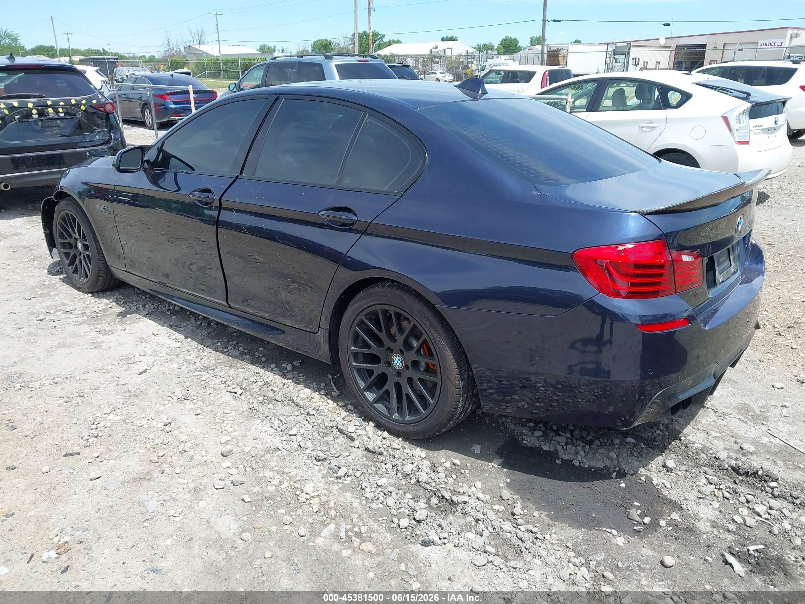 2015 Bmw 535i Xdrive Blue vin: WBA5B3C53FD544483