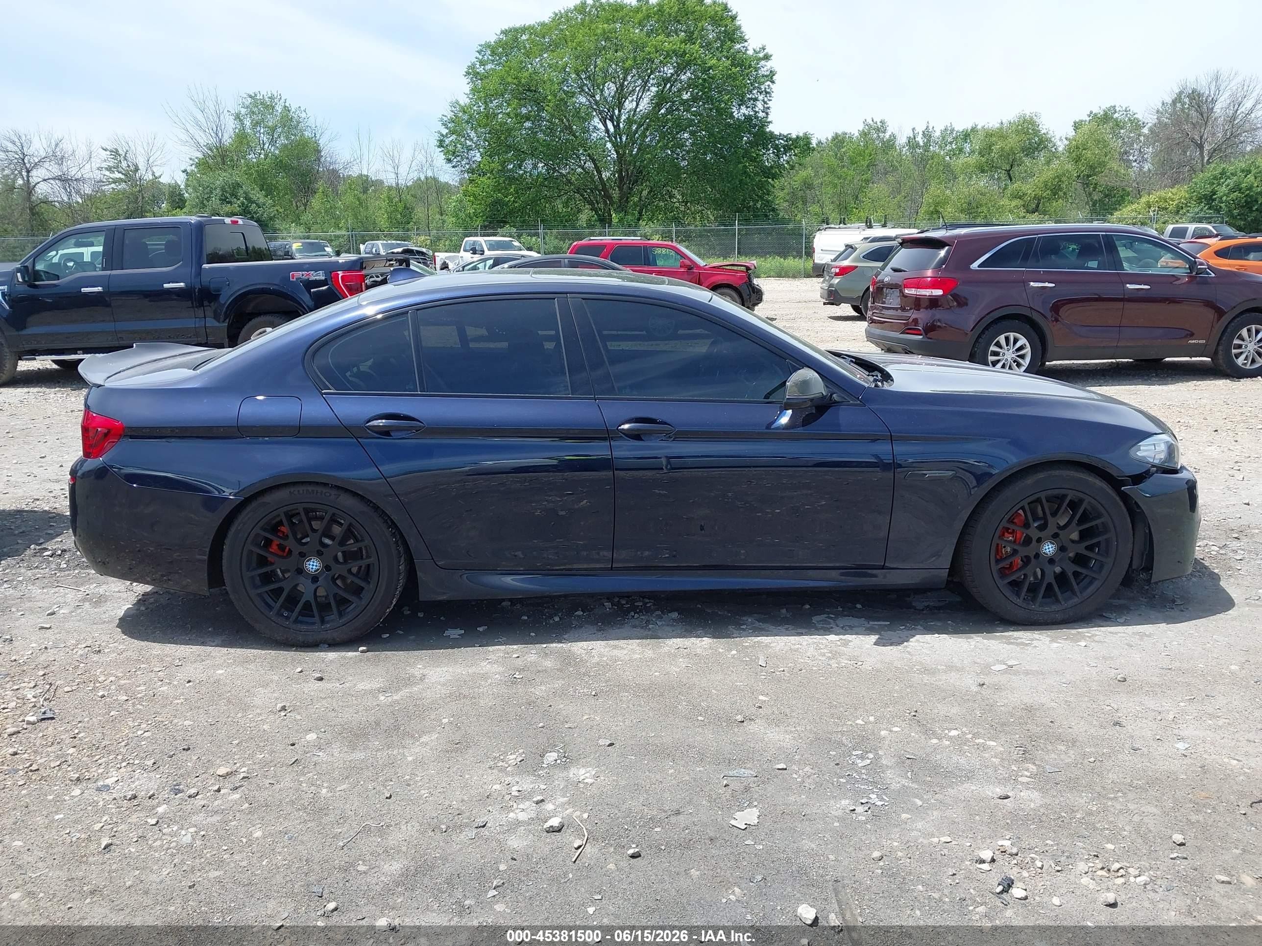 2015 Bmw 535i Xdrive Blue vin: WBA5B3C53FD544483
