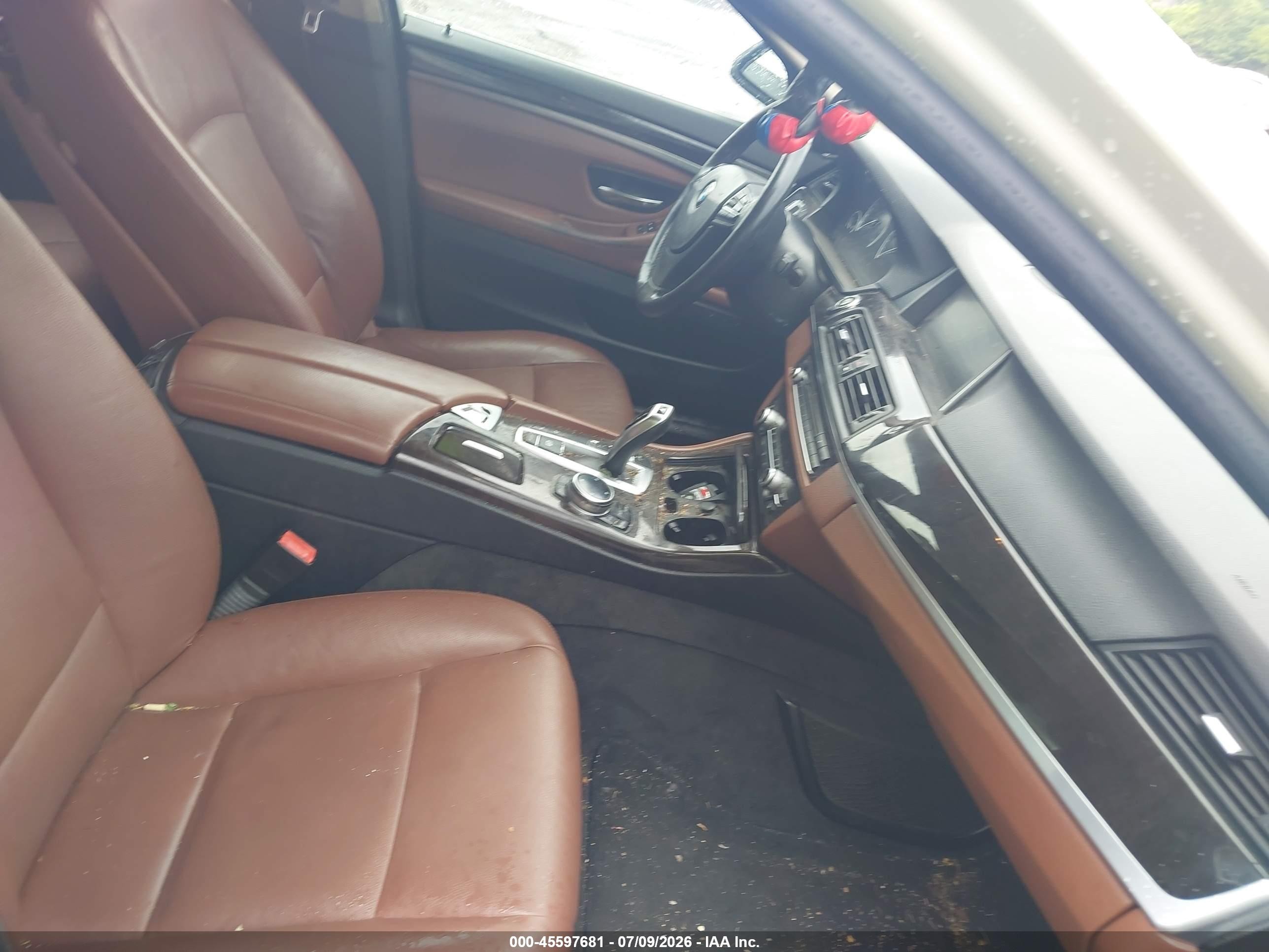 2014 Bmw 535i Xdrive White vin: WBA5B3C54ED534284