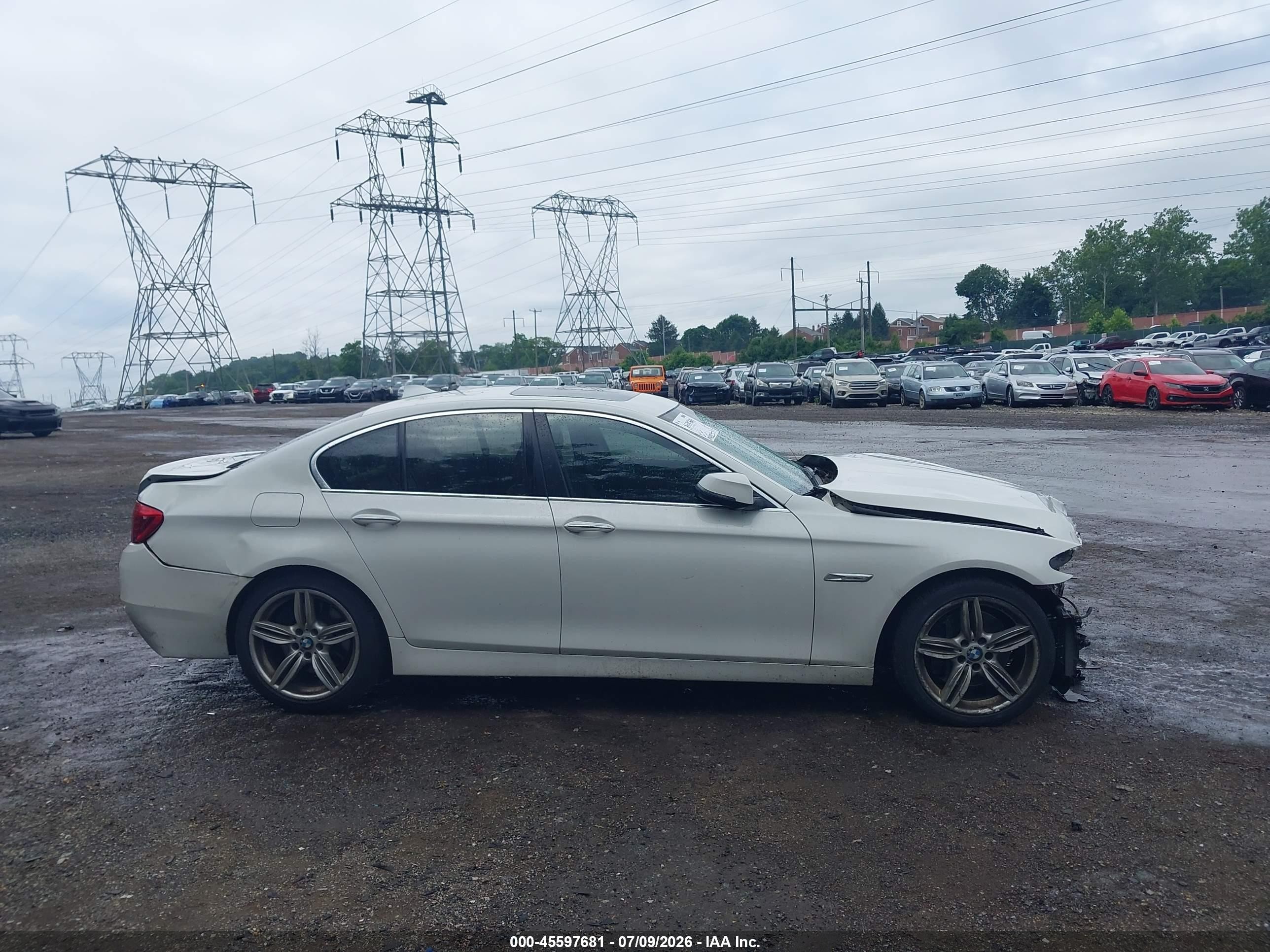 2014 Bmw 535i Xdrive White vin: WBA5B3C54ED534284