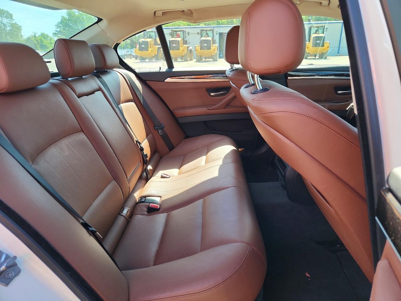 2014 Bmw 535 Xi White vin: WBA5B3C54ED536665