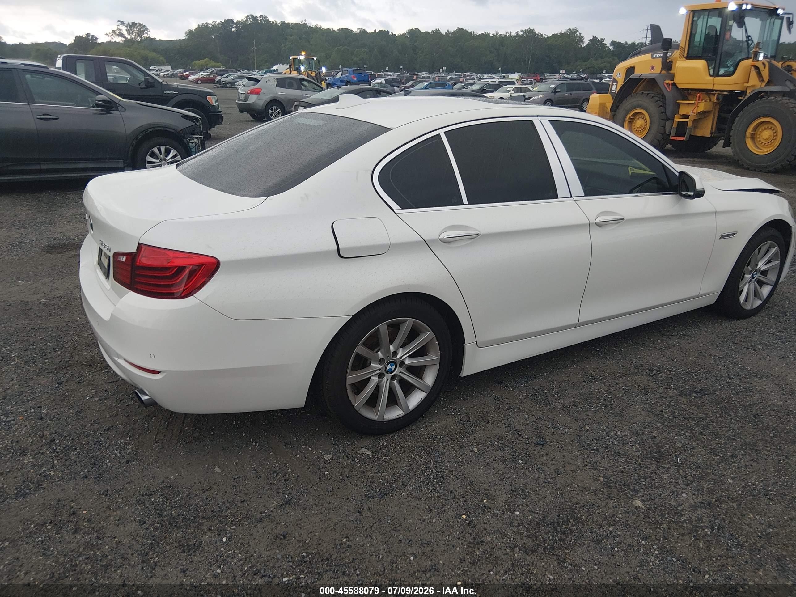 2014 Bmw 535i Xdrive White vin: WBA5B3C54ED537721