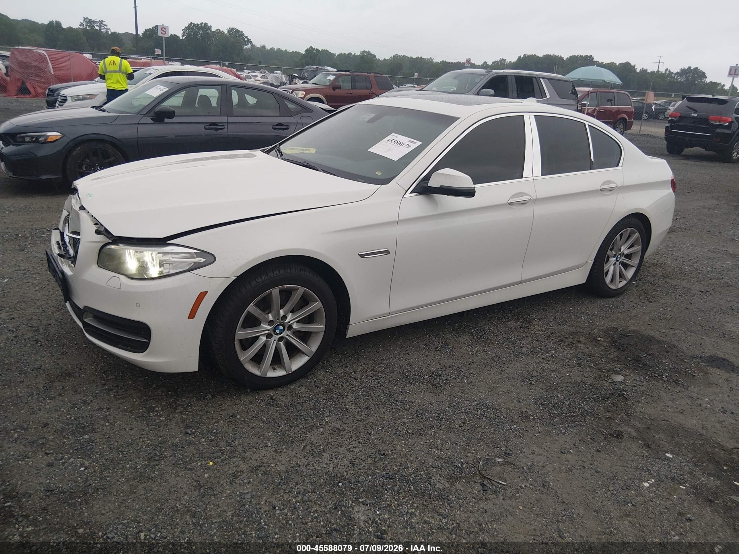 2014 Bmw 535i Xdrive White vin: WBA5B3C54ED537721