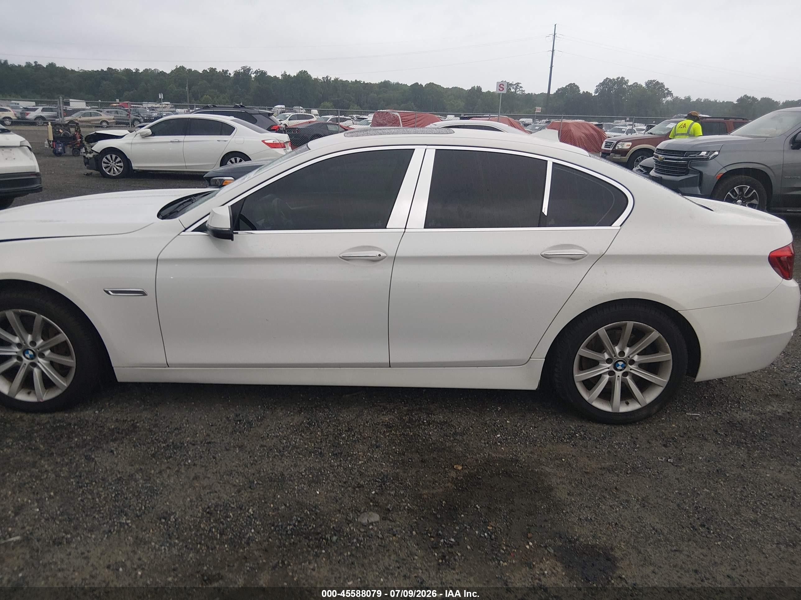 2014 Bmw 535i Xdrive White vin: WBA5B3C54ED537721