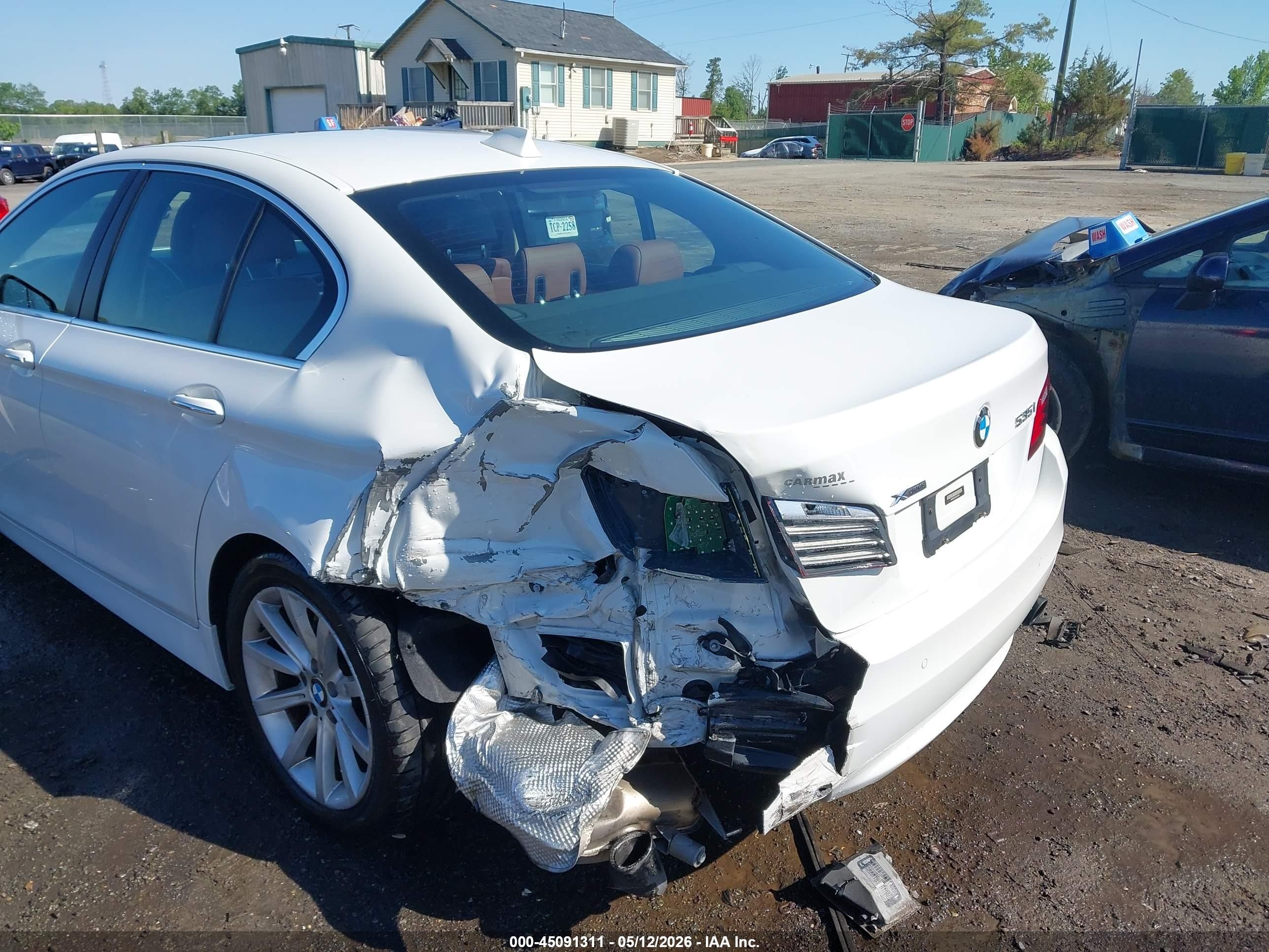 2014 Bmw 535i Xdrive White vin: WBA5B3C55ED539378