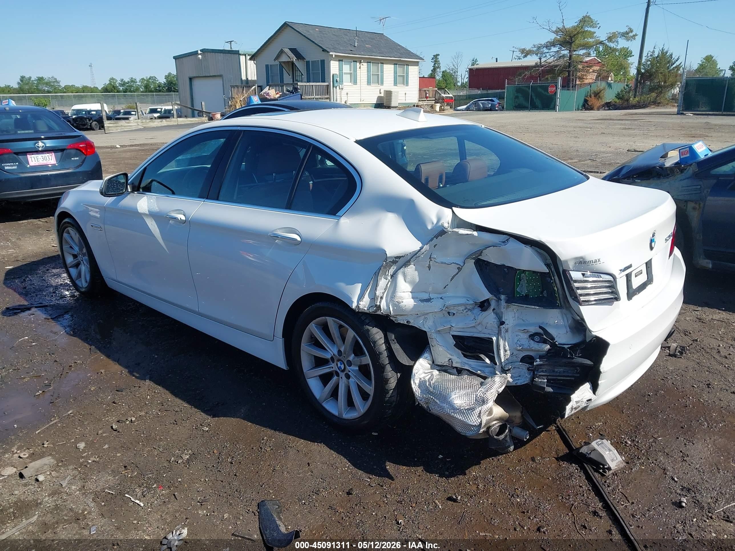 2014 Bmw 535i Xdrive White vin: WBA5B3C55ED539378