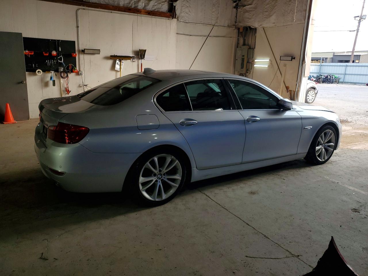 2015 Bmw 535 Xi Silver vin: WBA5B3C55FD546199
